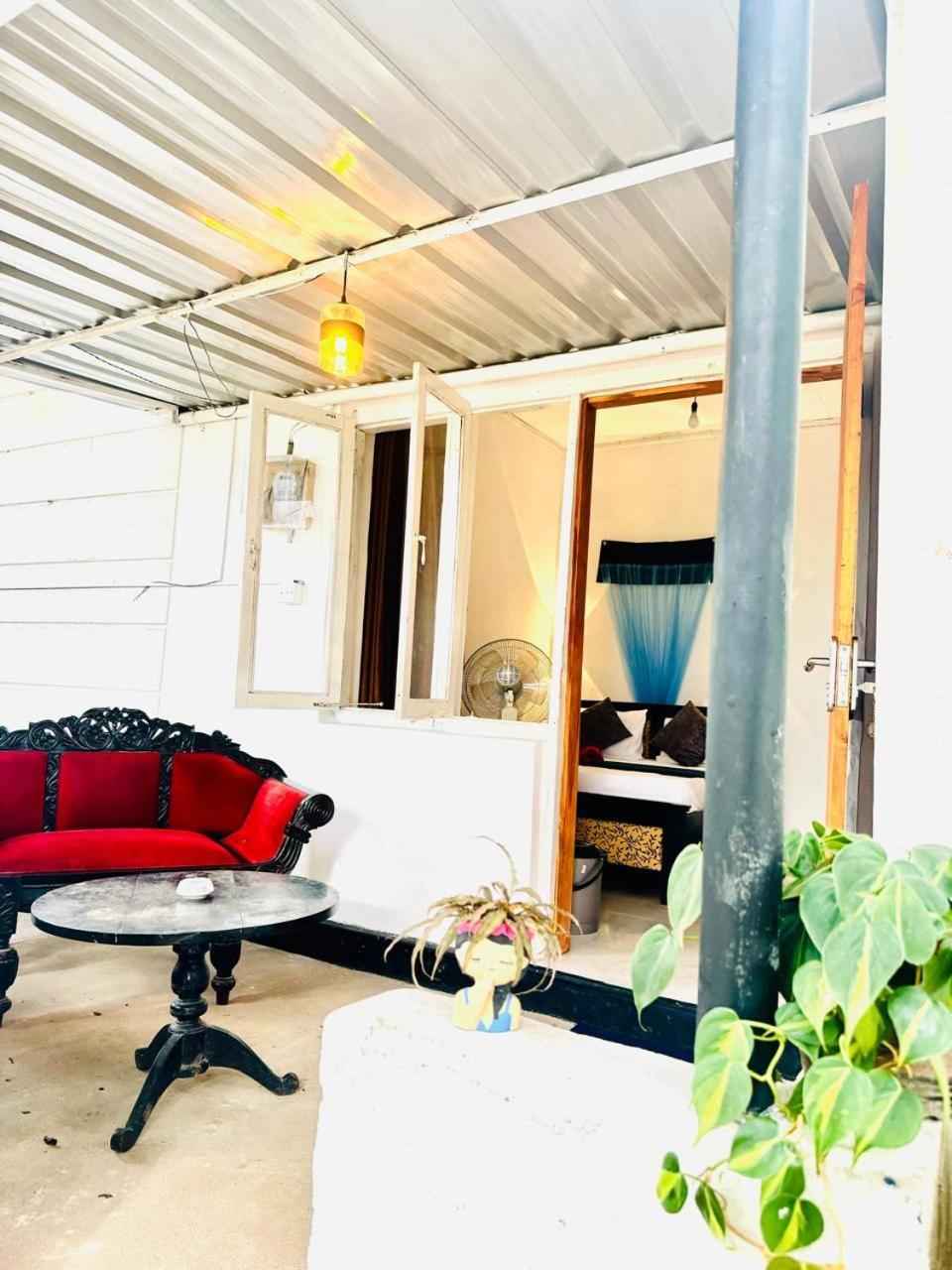 Fly Infinity - Homestay Kandy