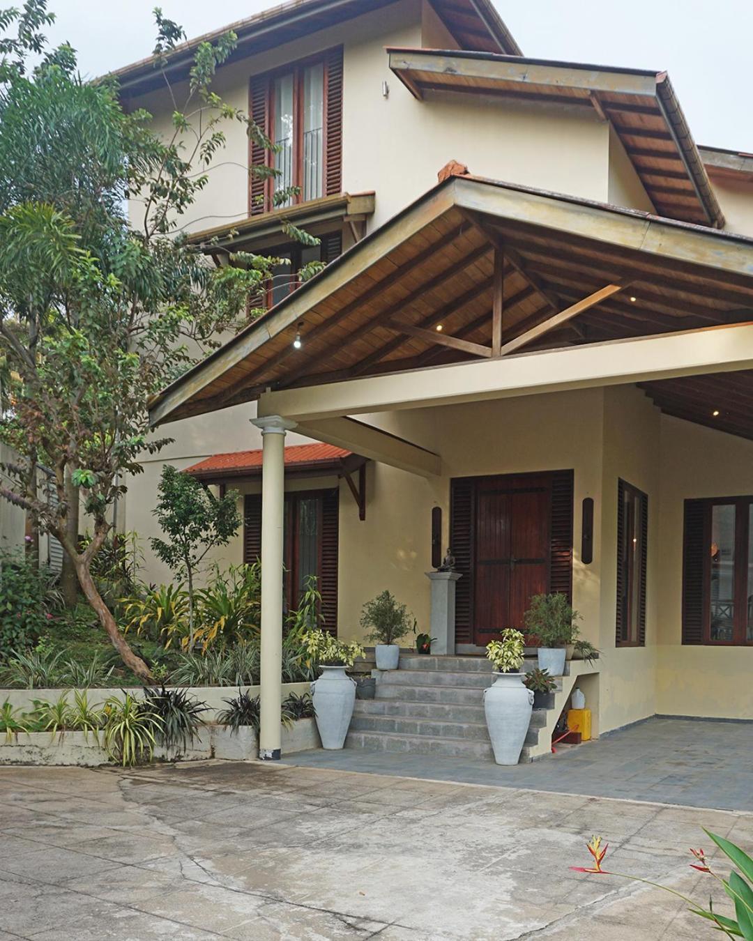 Homestay Mountain Solace Kandy