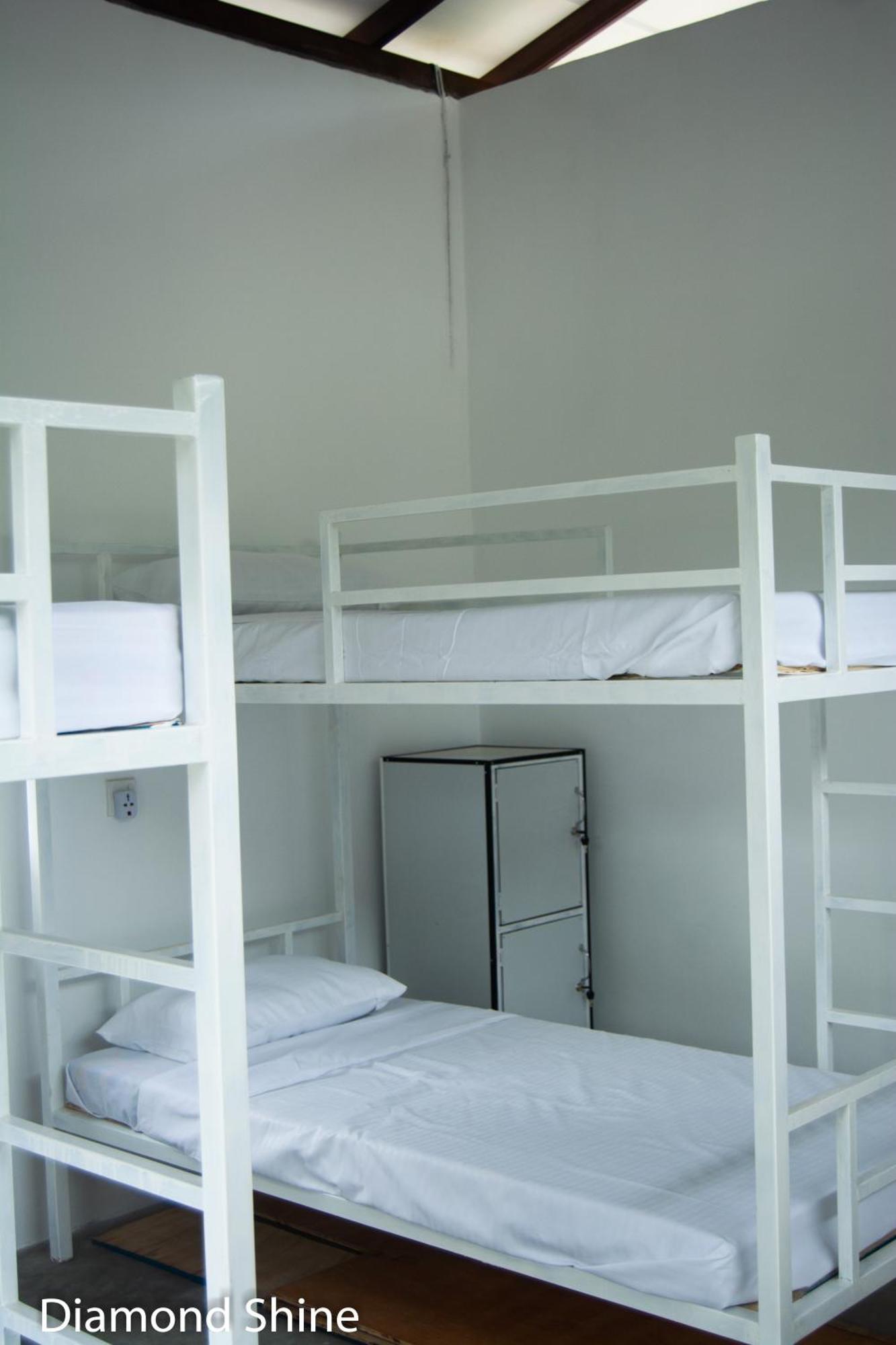 Diamond Shine And Bunk Beds Hostel *