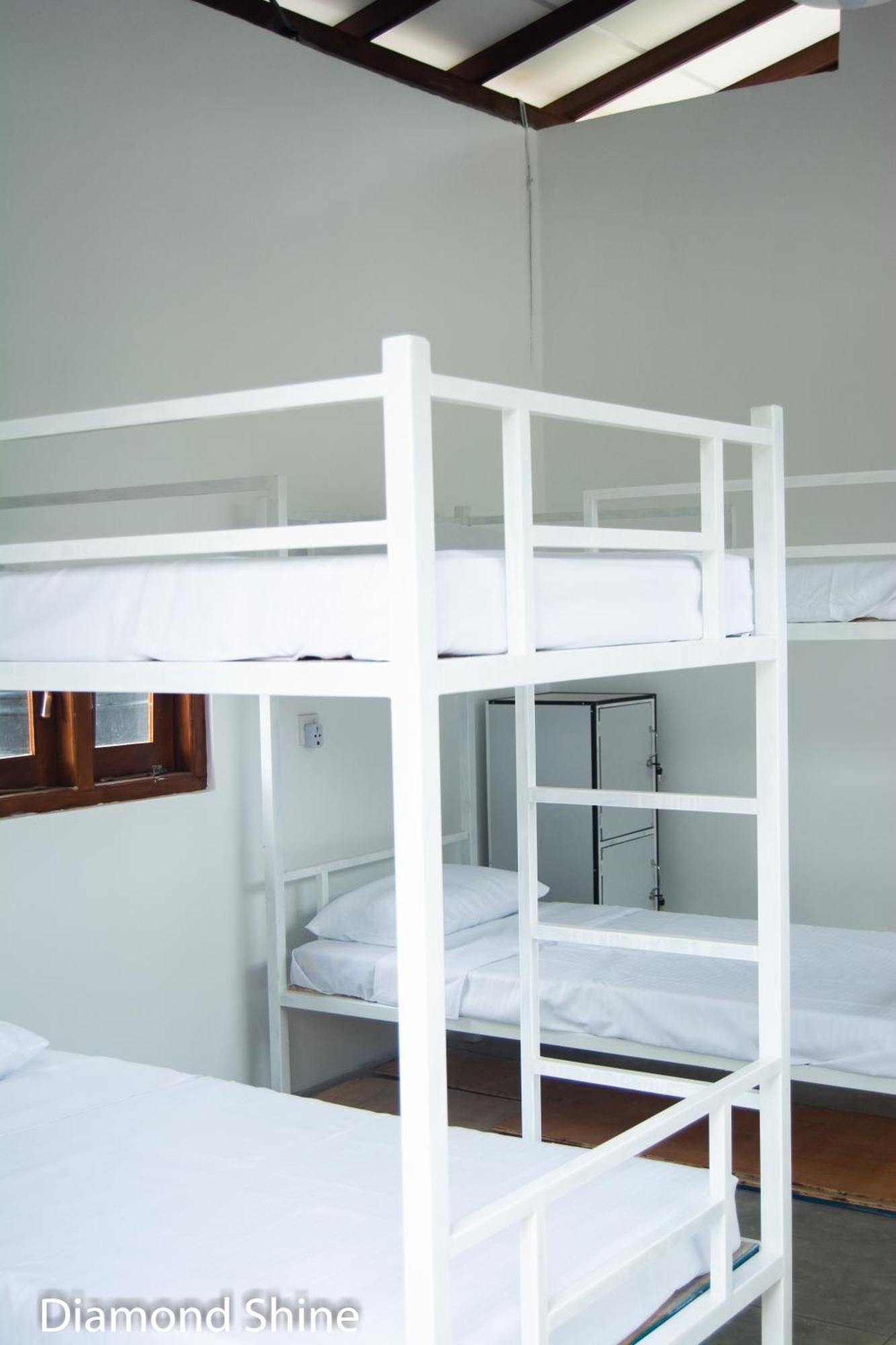 Hostel Diamond Shine And Bunk Beds Kandy