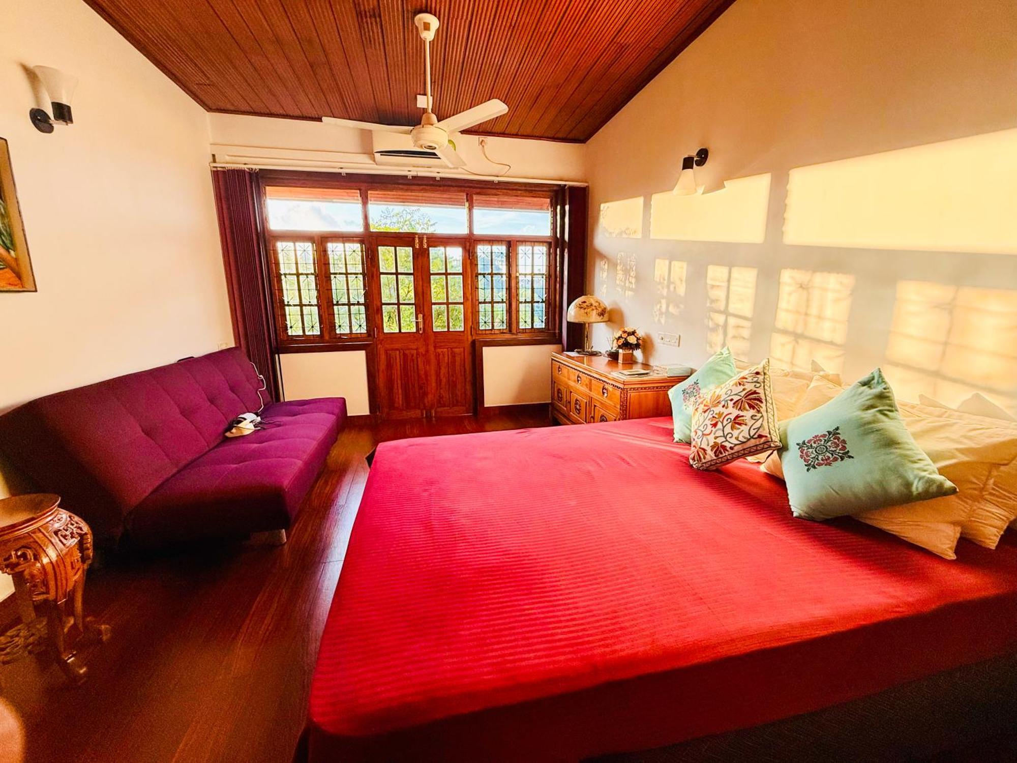 The Tenthola Kandy