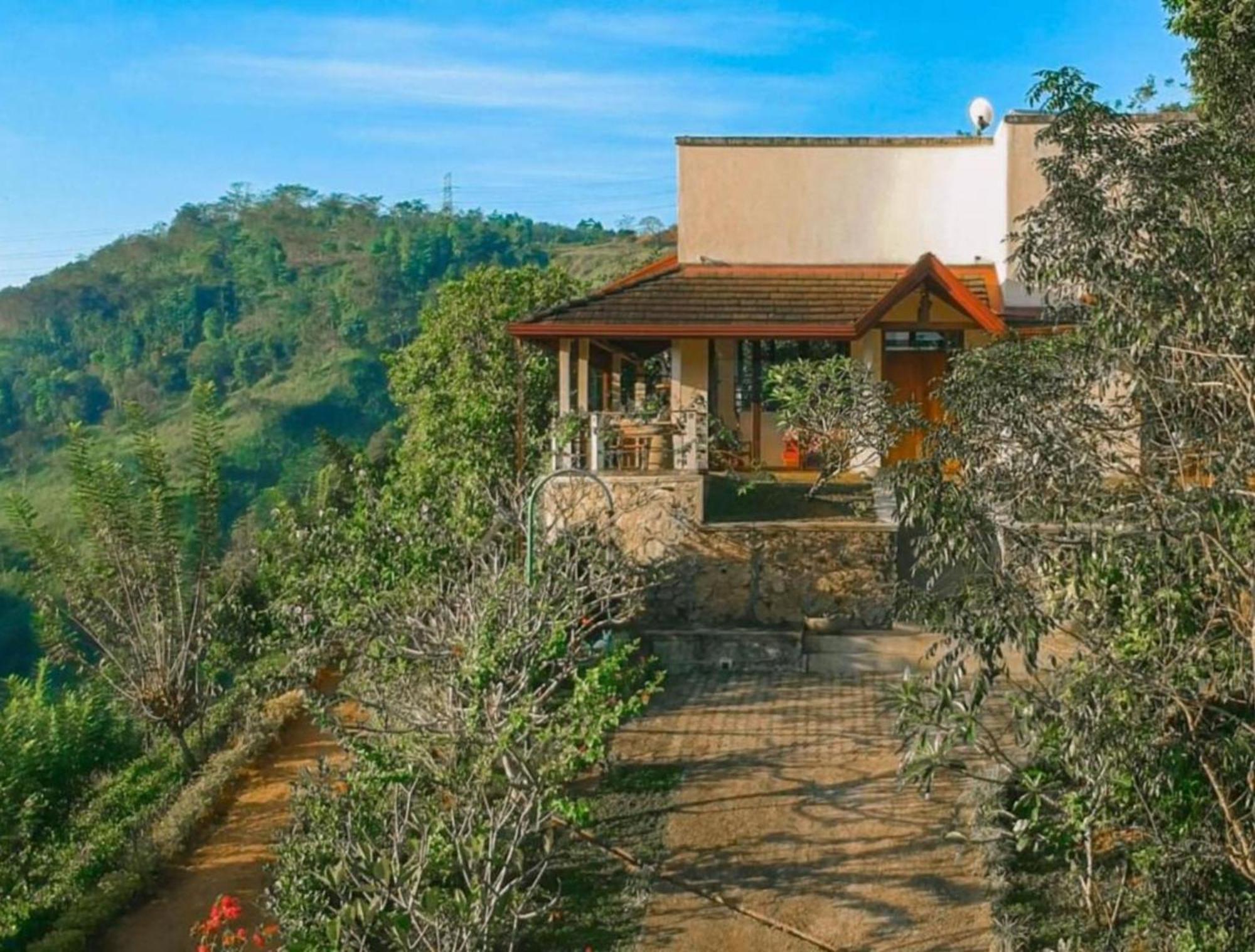 Aqua Dunhinda Villa & Nature Retreat Hotel