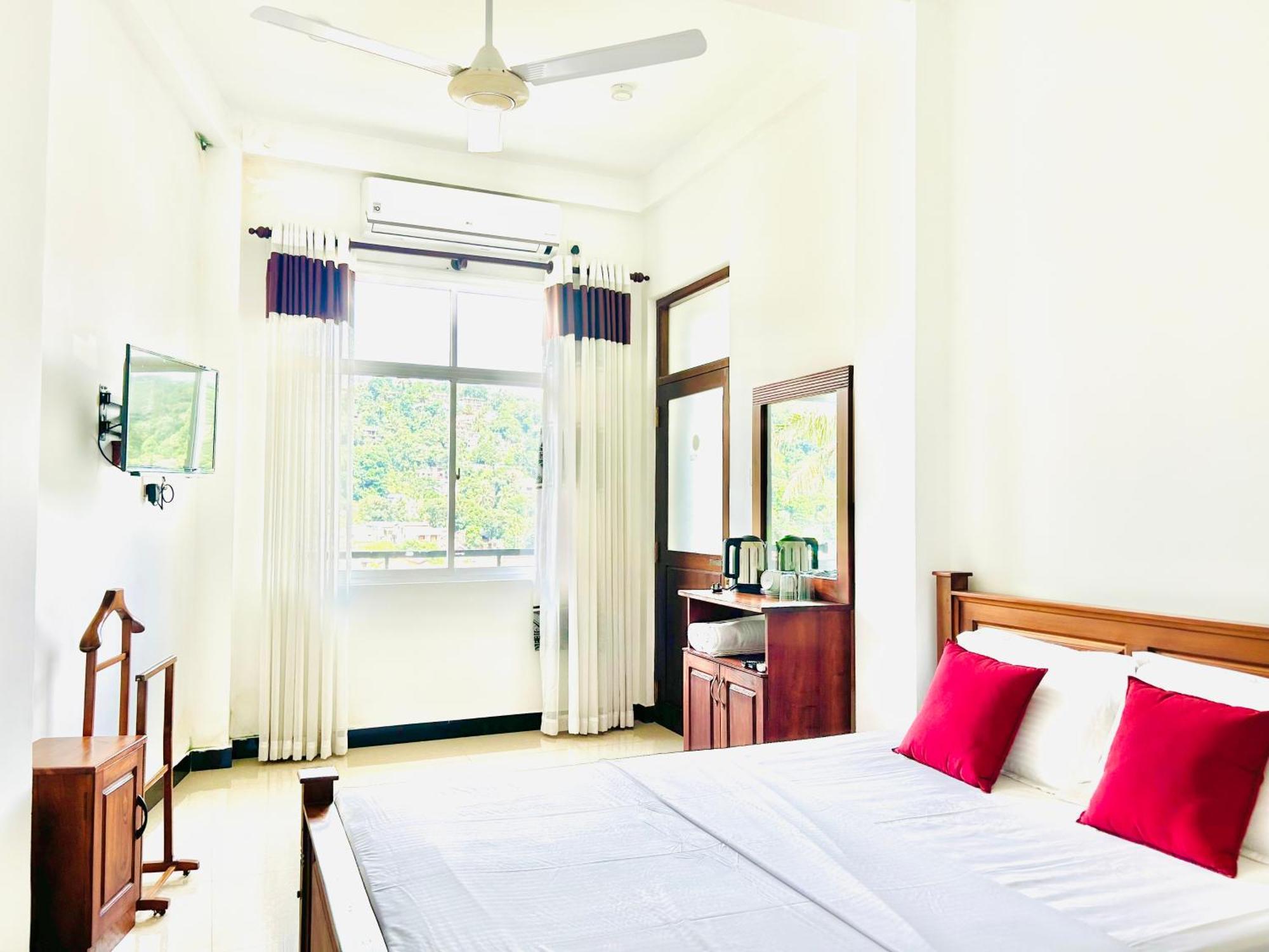 The Terrace Hotel Kandy