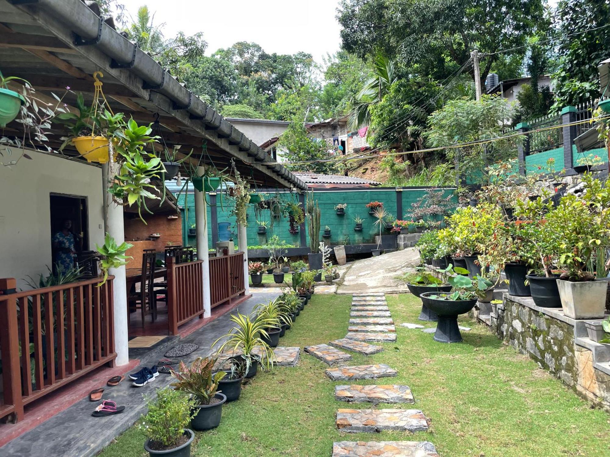 Food Lovers By Ags Homestay
