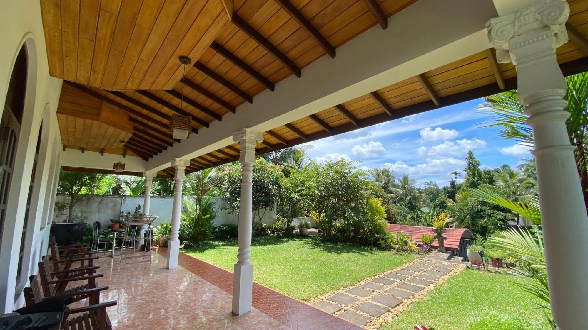 Homestay Rock House