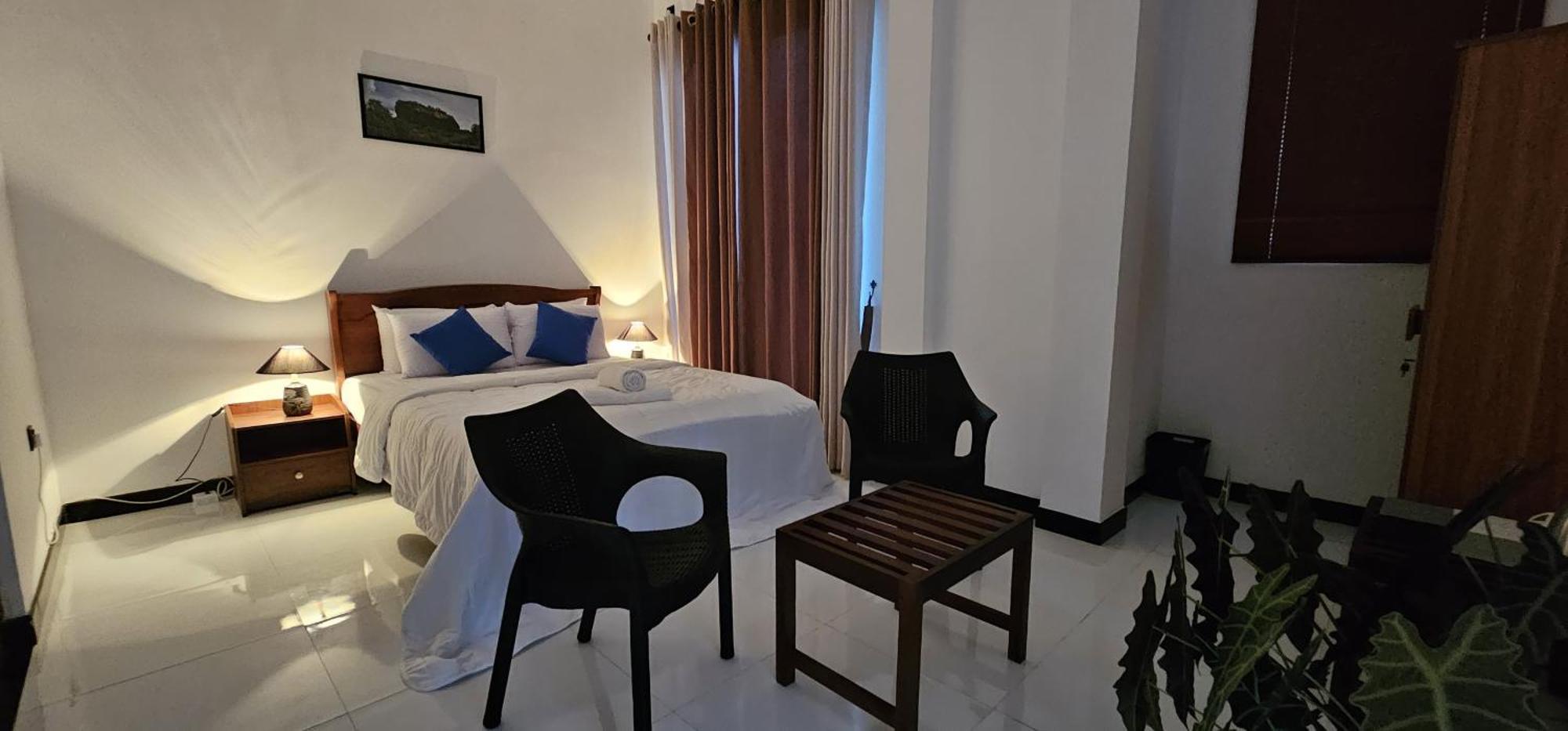 Alpine Breeze Bed & Breakfast