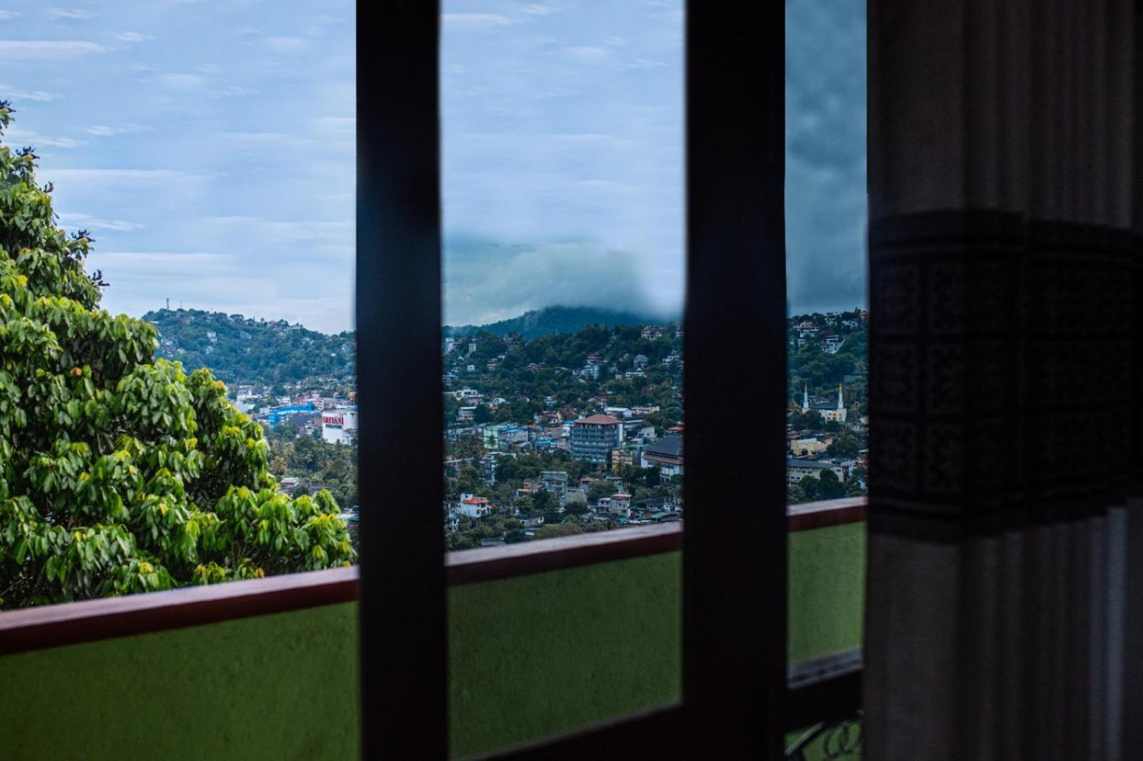 Hanthana Heights * Kandy