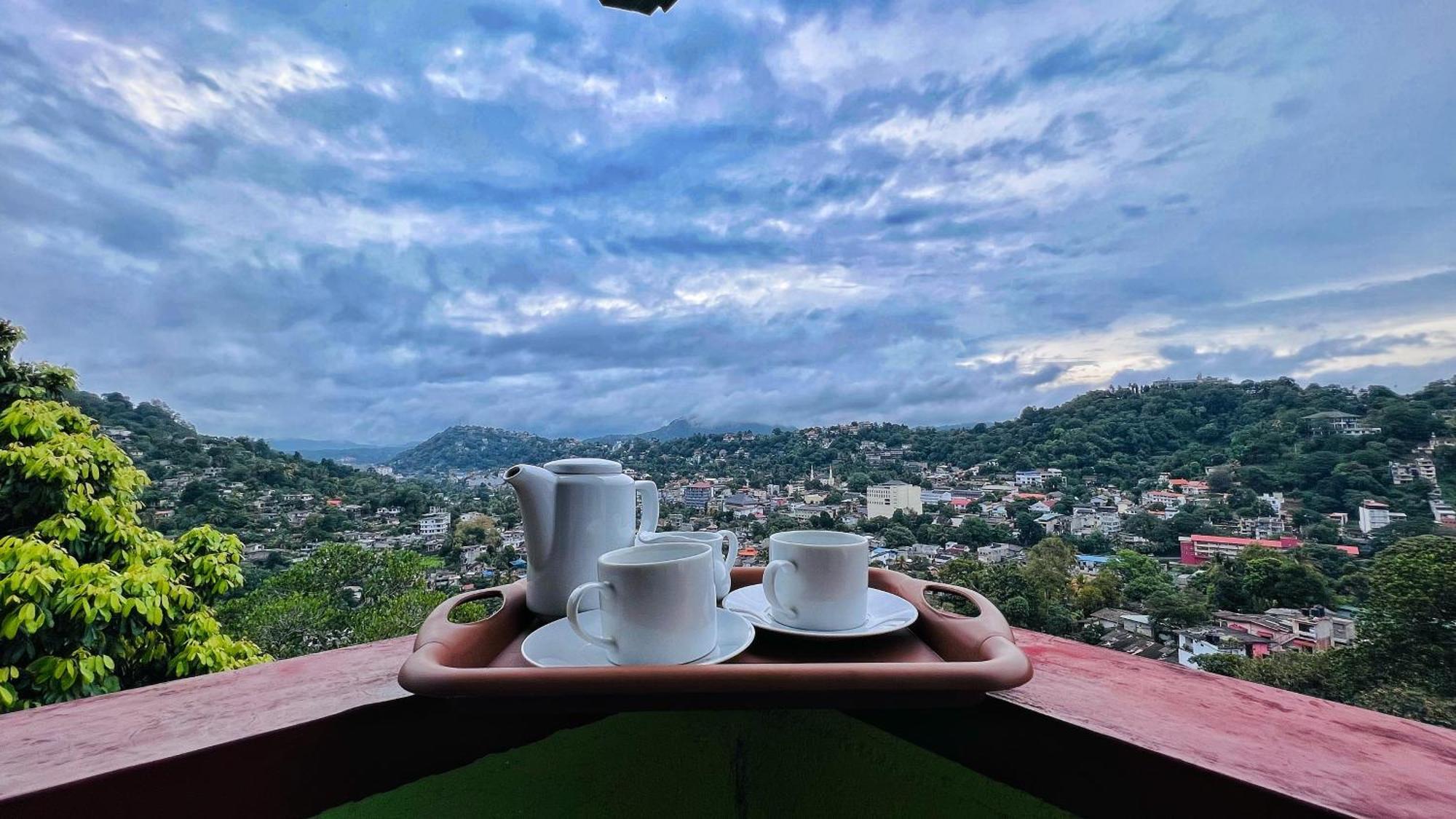 Hanthana Heights Hotel