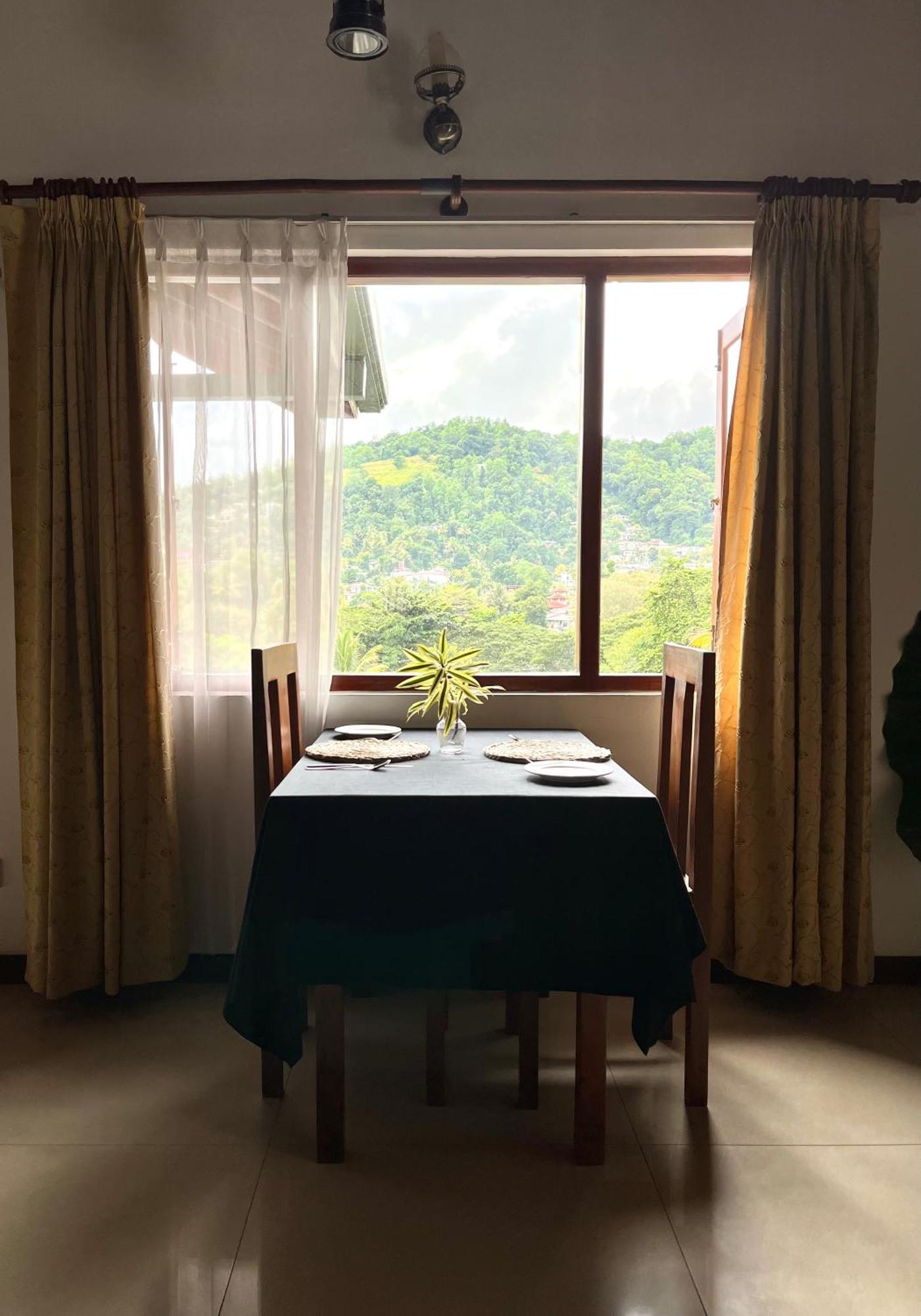 Hotel Grand Kandy