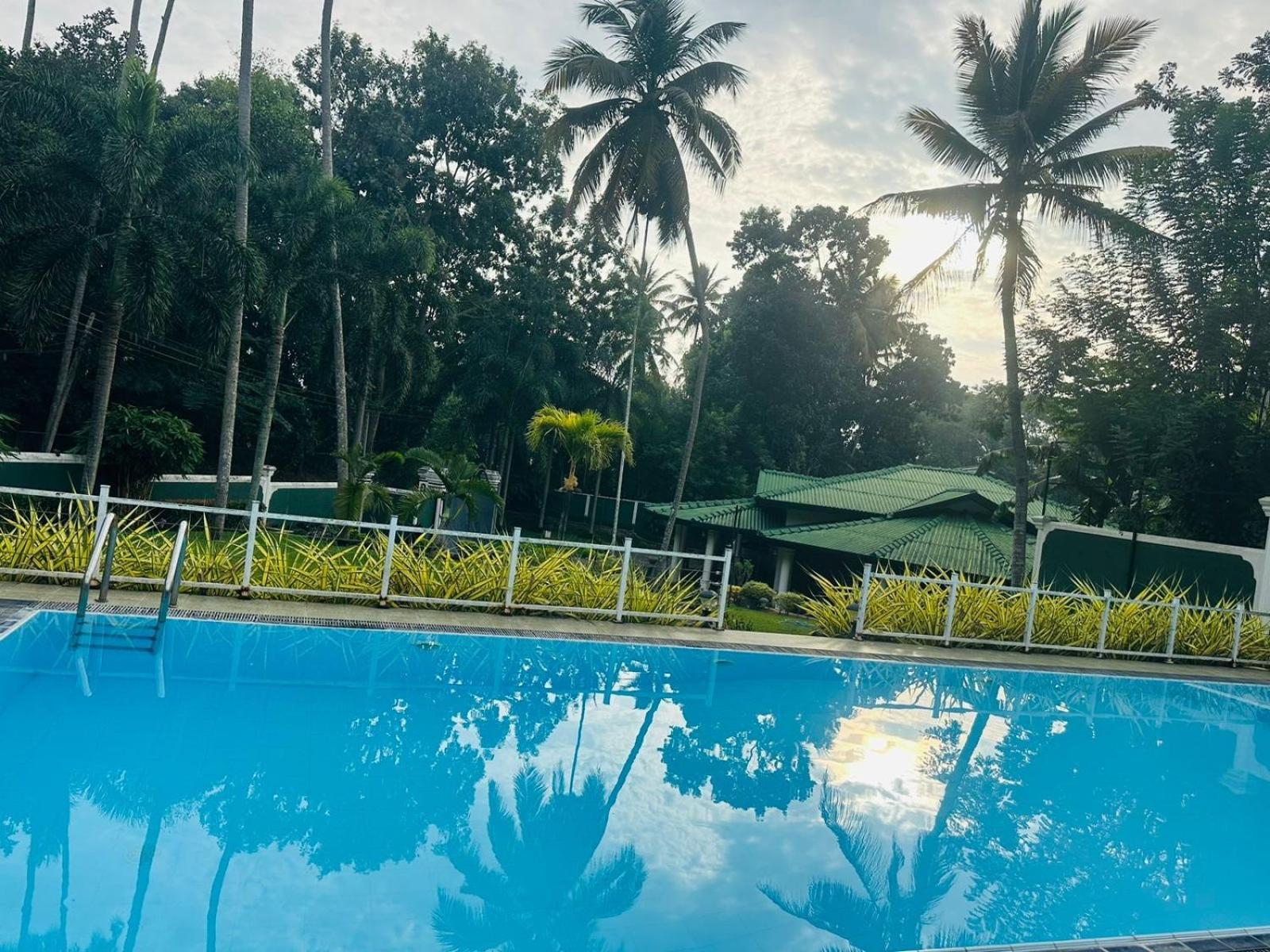 The Kings Hotel Kandy