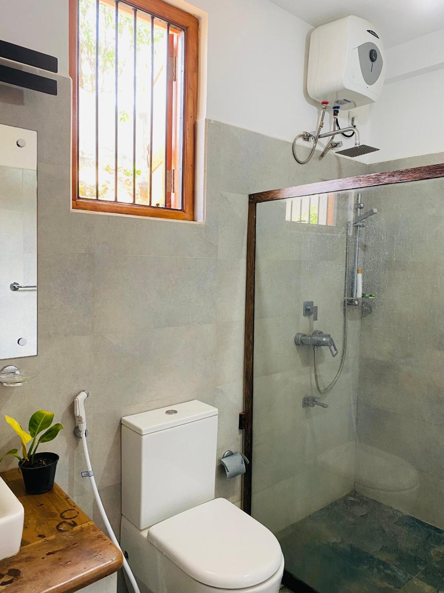 Avons Hanthana Lodge *