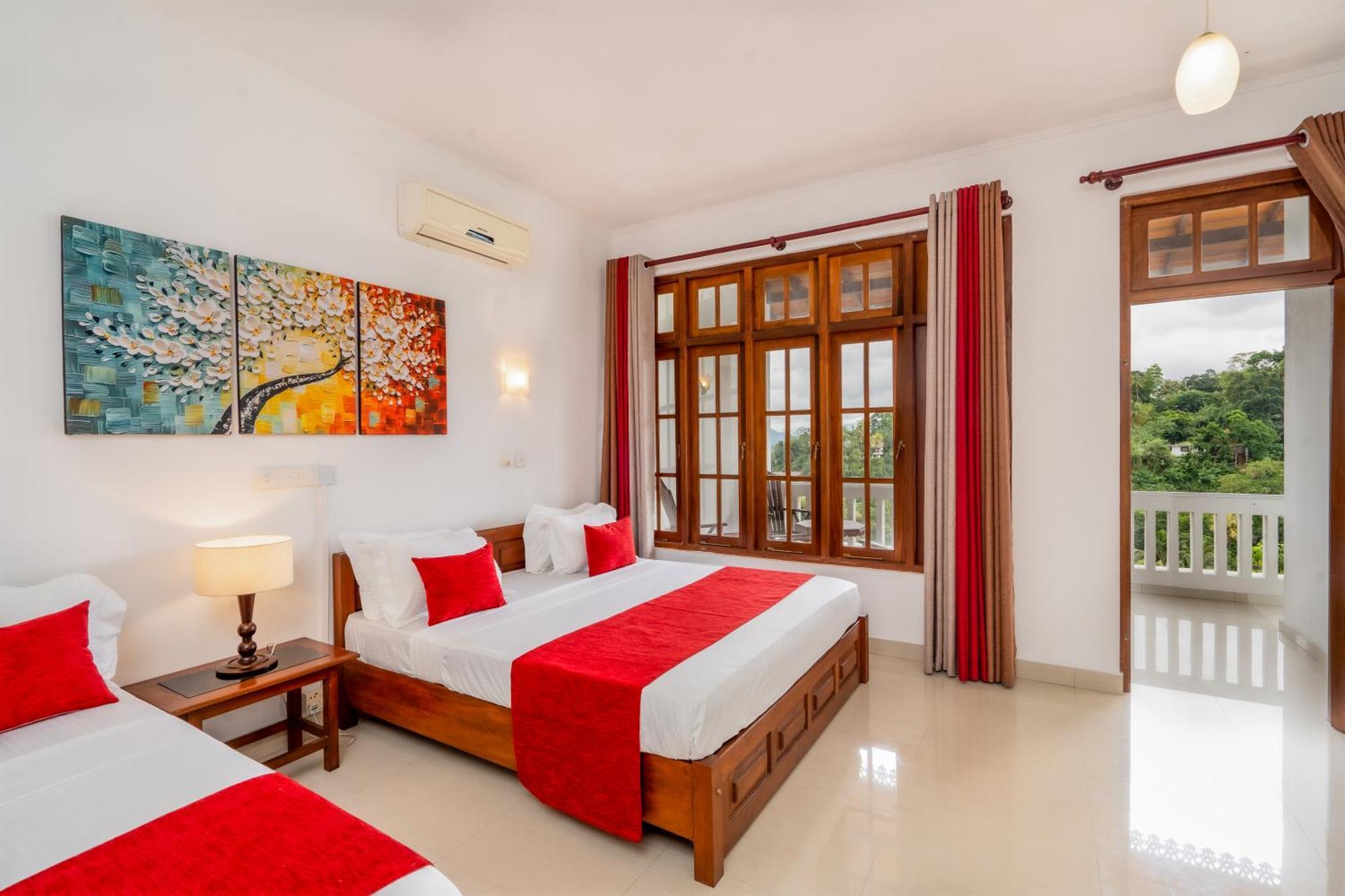 Oasis Hotel 2*
