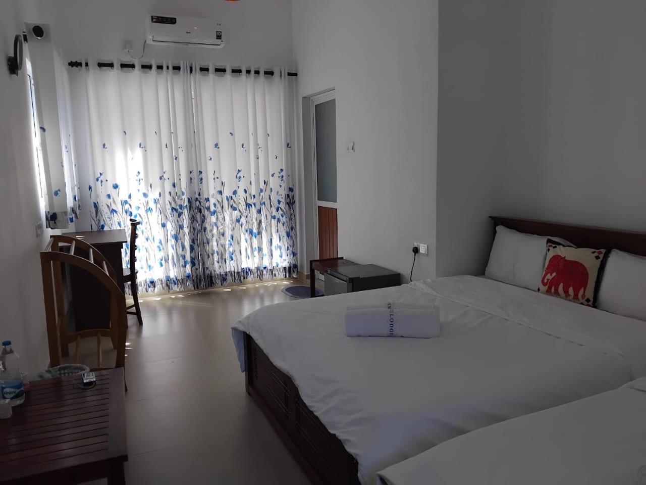 White Bed & Breakfast 3*