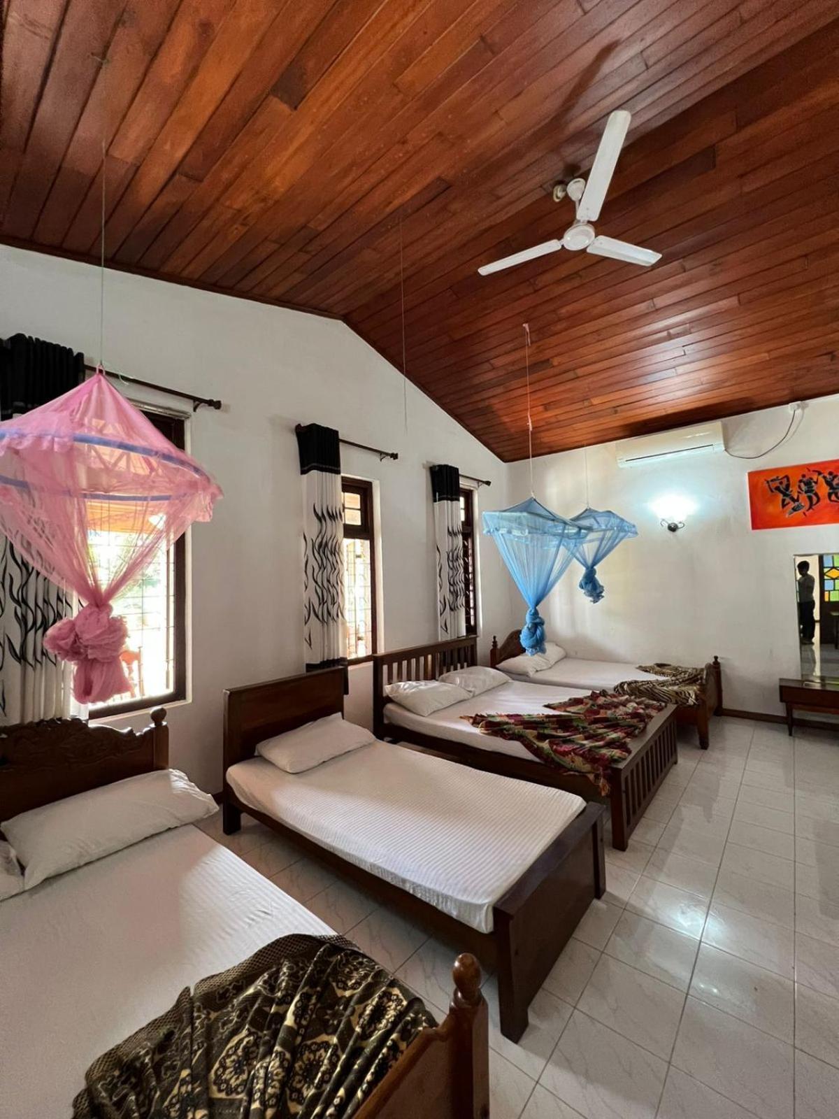 Homestay Antique Tourists Kandy