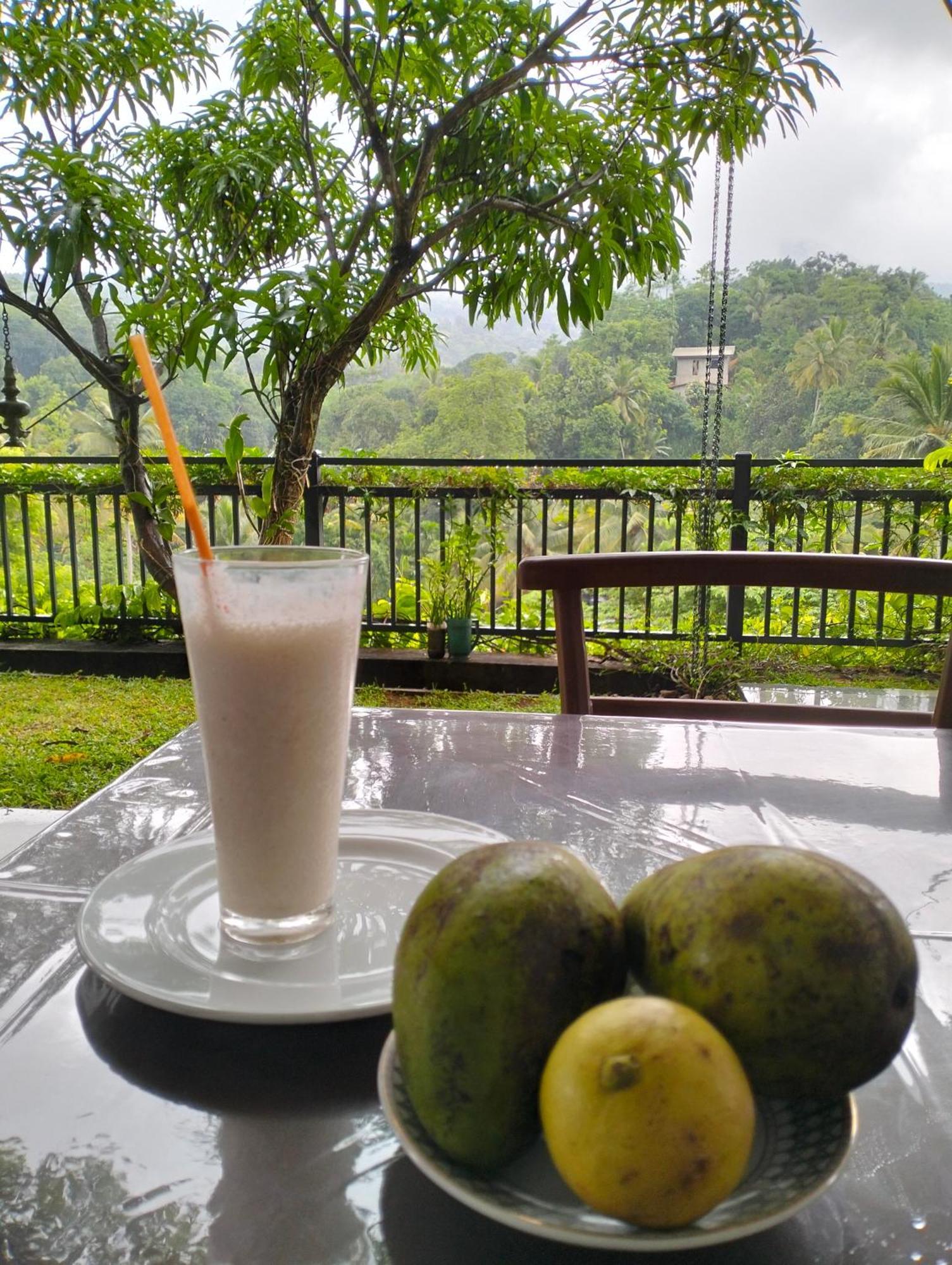 Jacks Lounge And Kandy