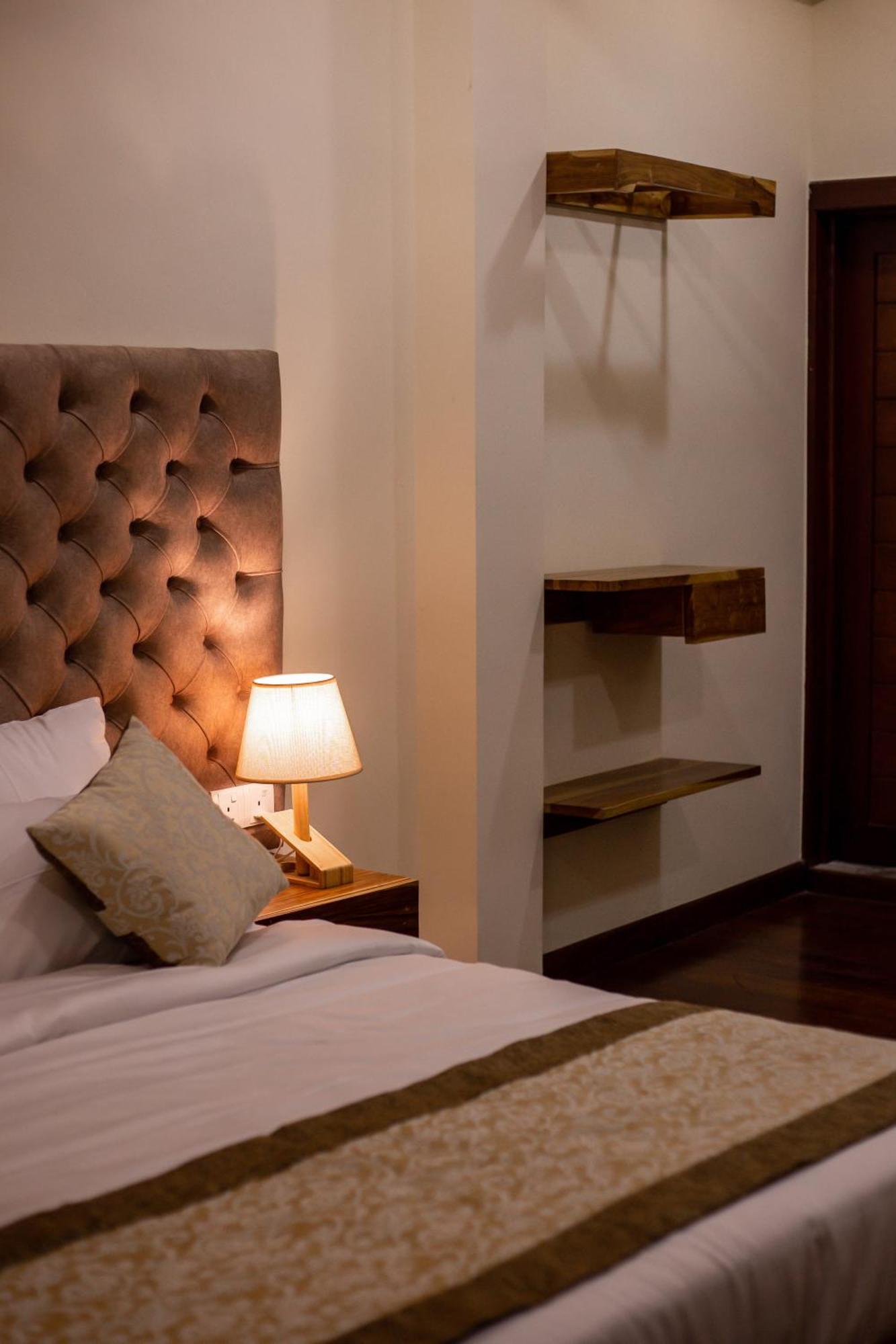 Hotel Manthra Leisure