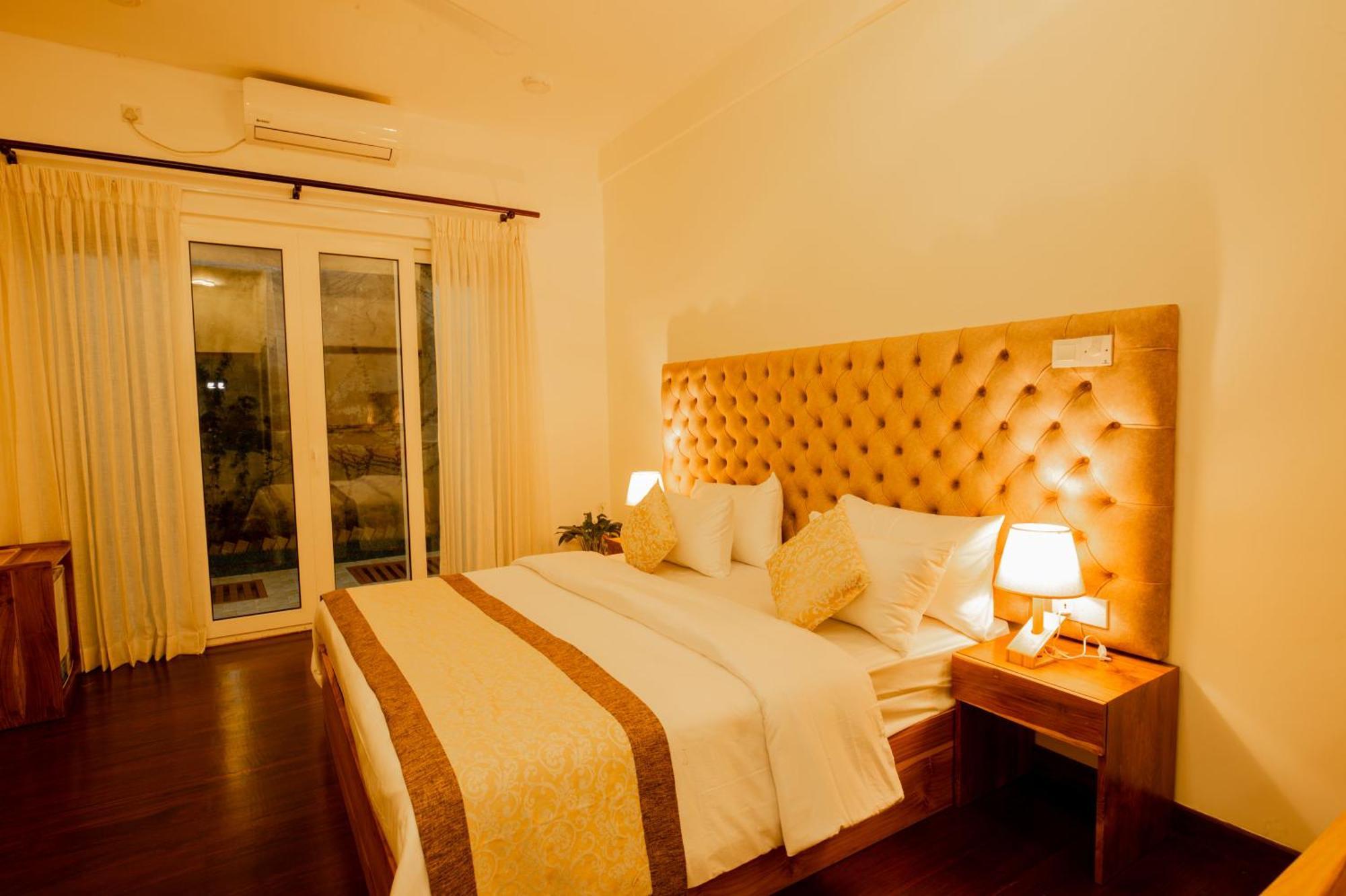 Manthra Leisure Hotel