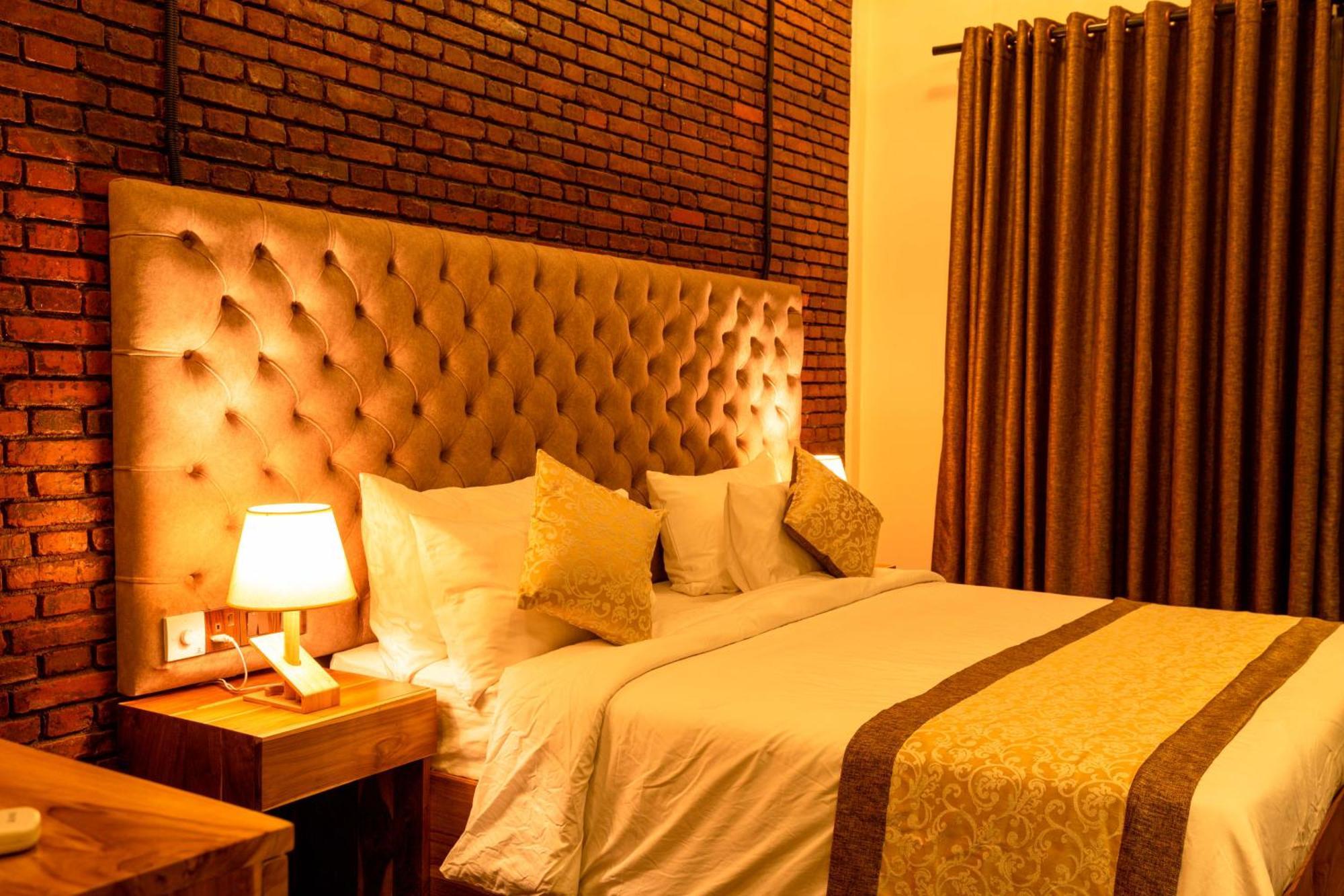 Hotel Manthra Leisure *