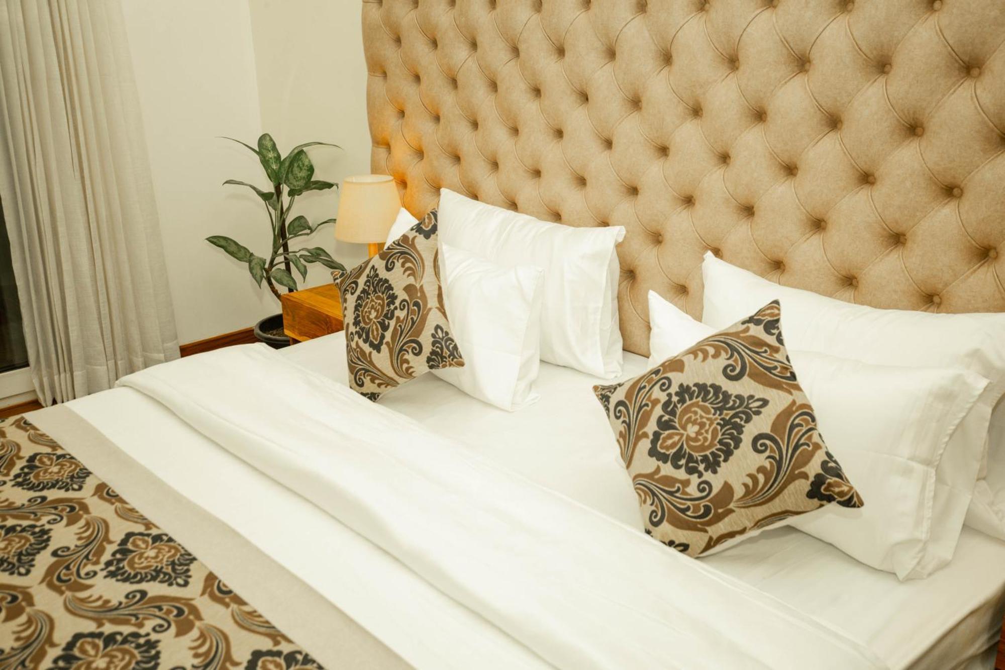 Hotel Manthra Leisure