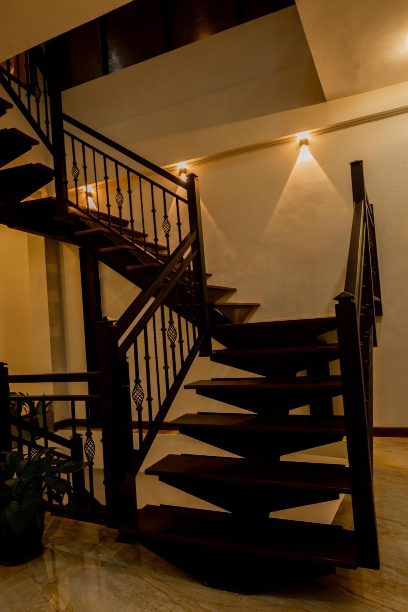 Hotel Manthra Leisure Kandy