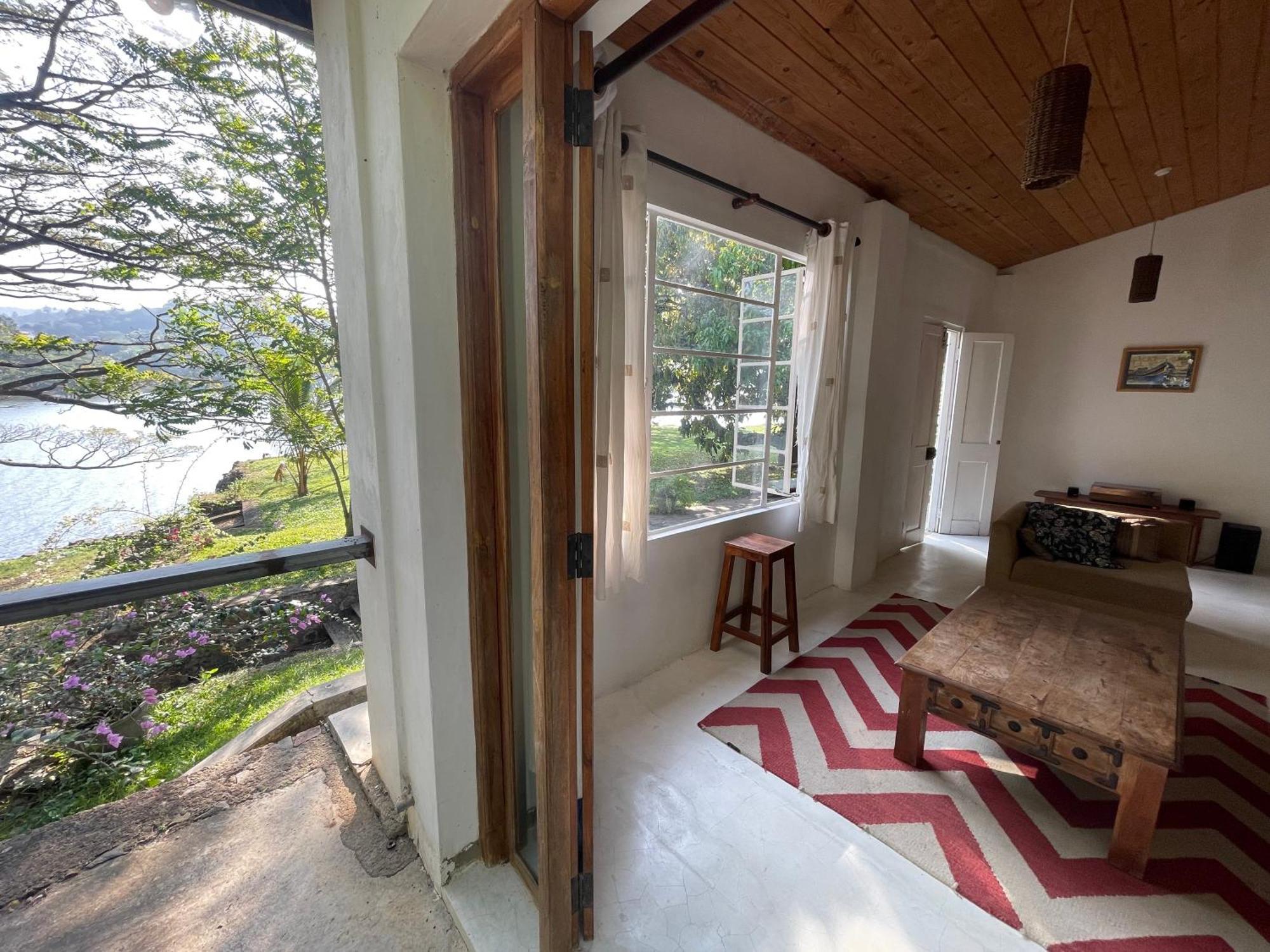 Hotel Mountbatten's Officers Mess Kandy