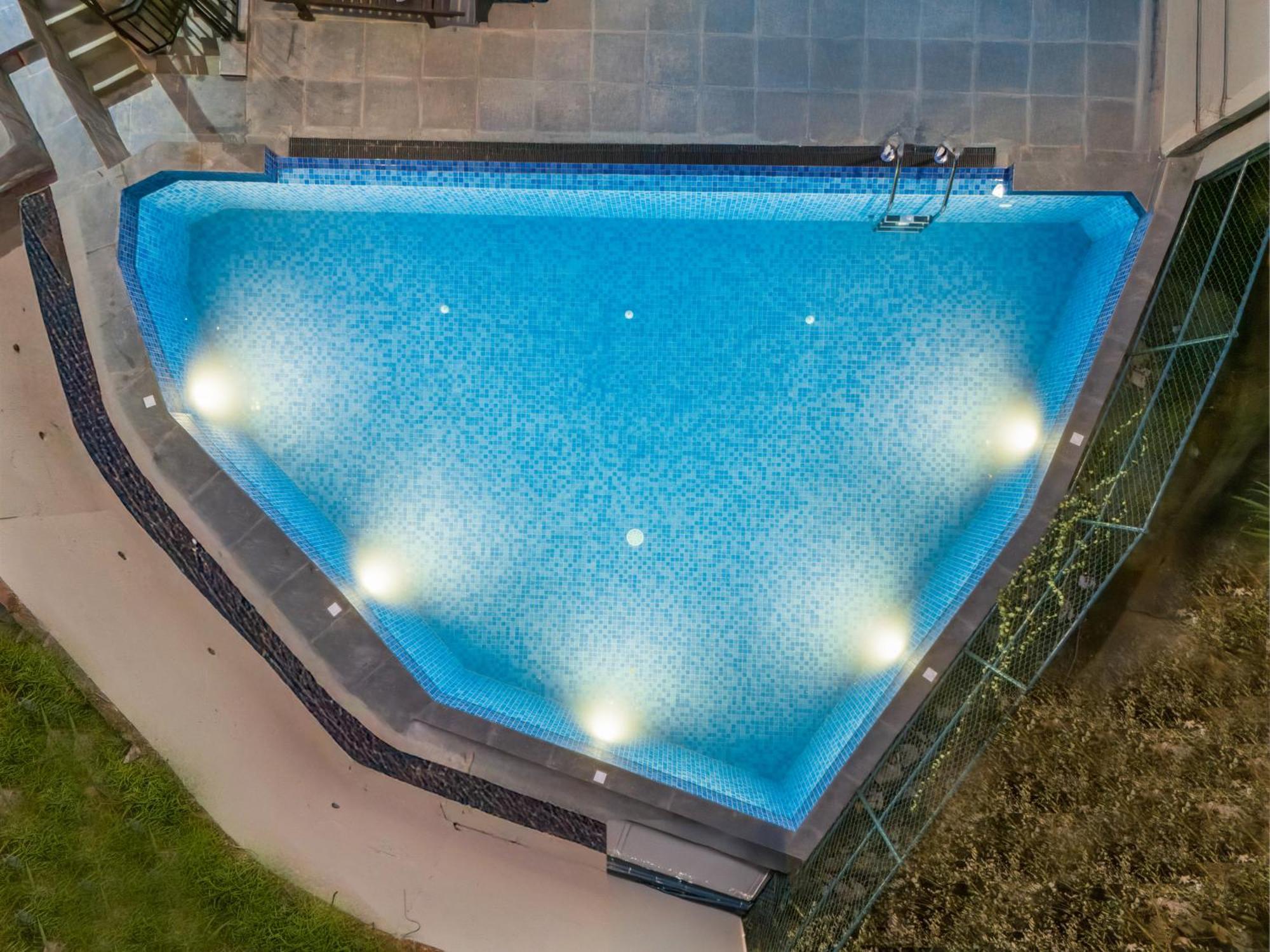 Travellers Nest Hotel