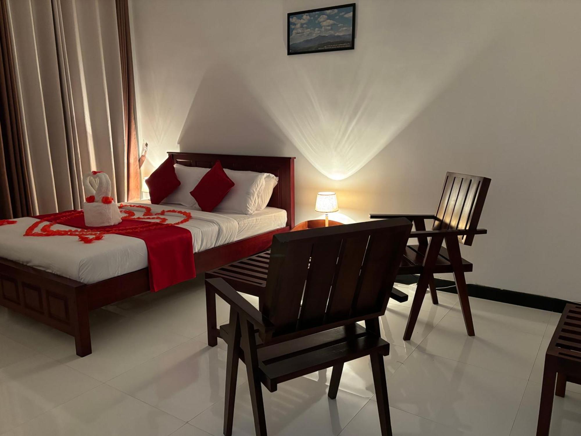 Alpine Breeze Bed & Breakfast *