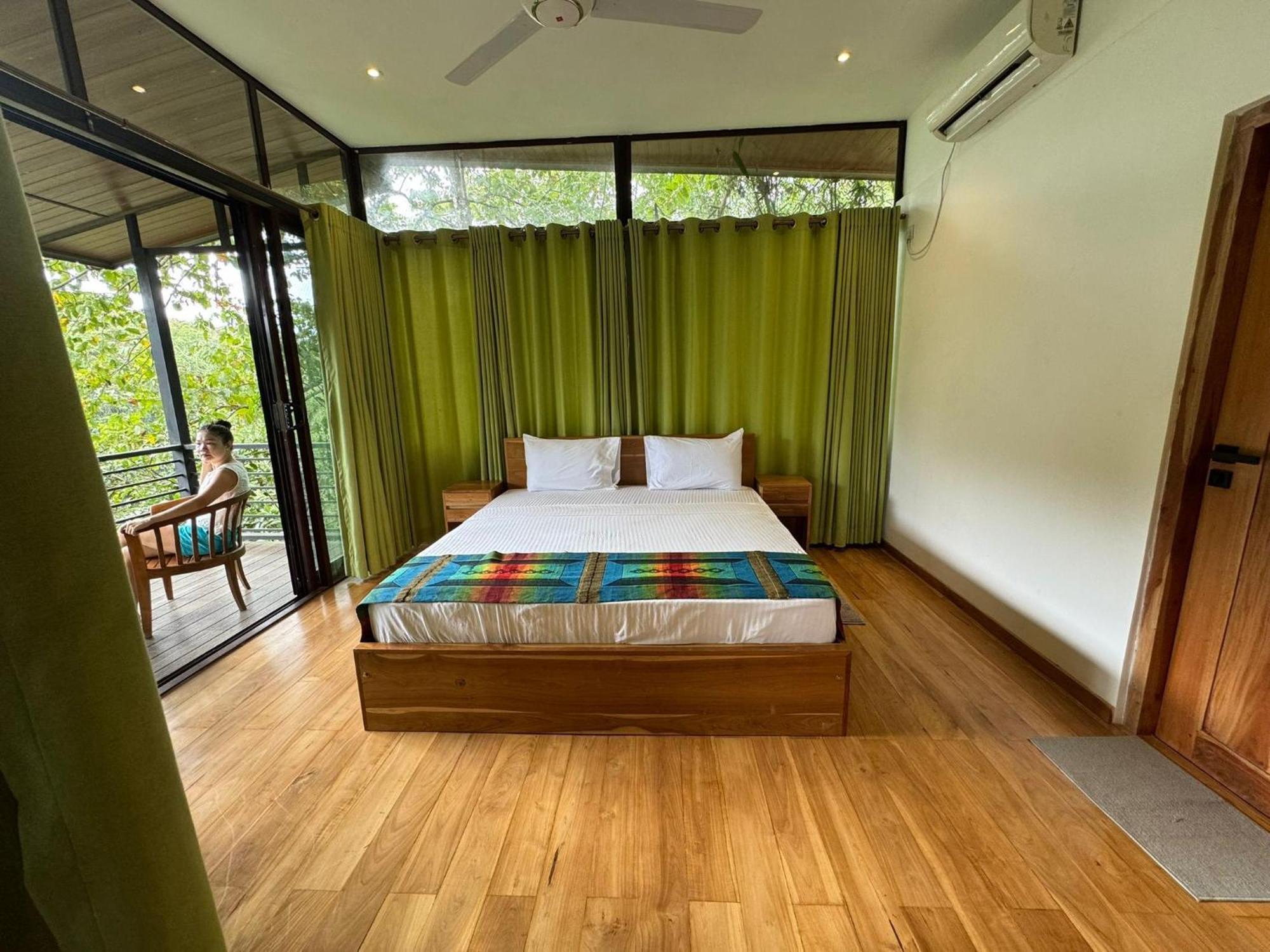 Aqua Dunhinda Villa & Nature Retreat Hotel