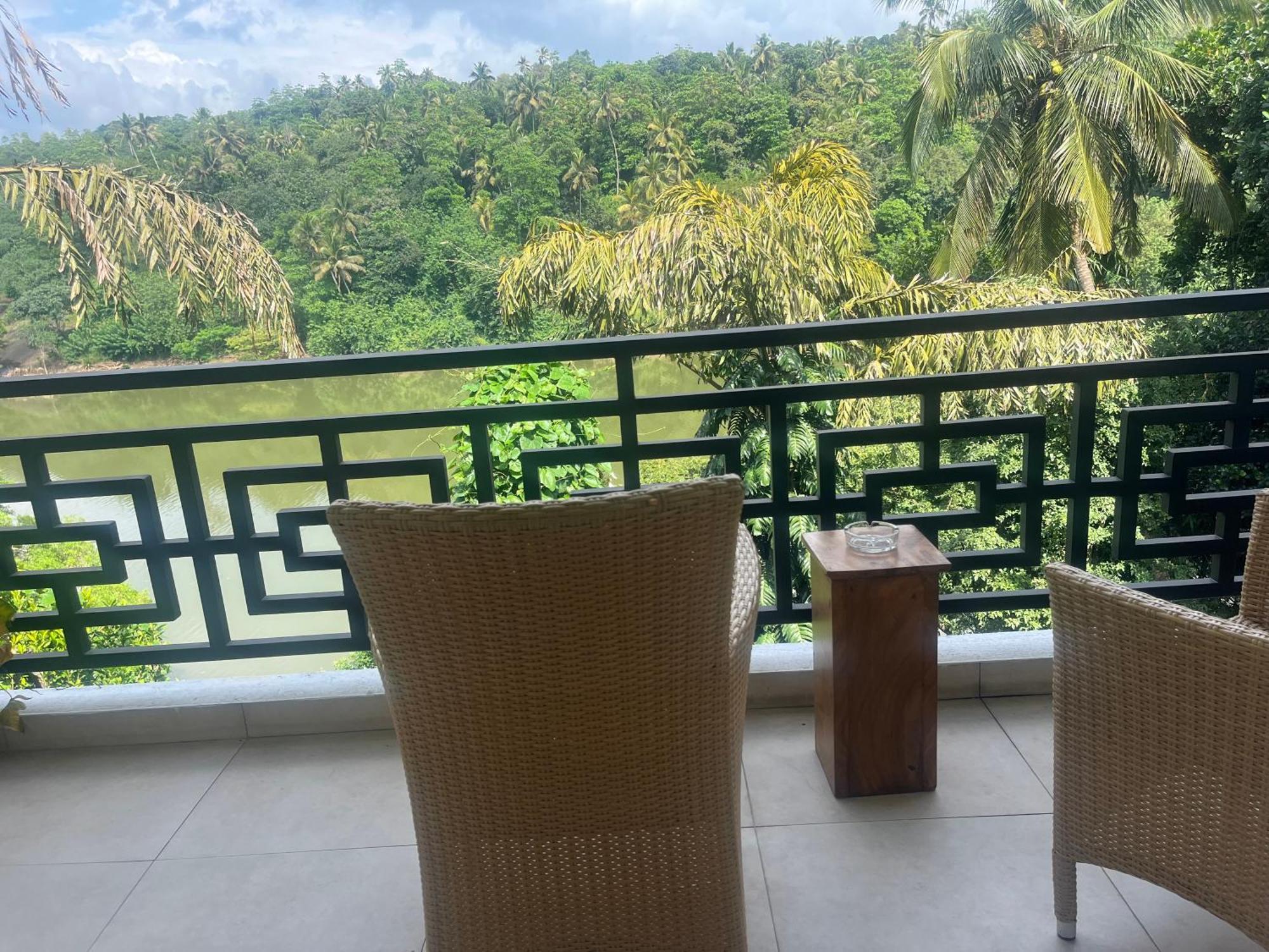 Rivers Edge Nature Resort *