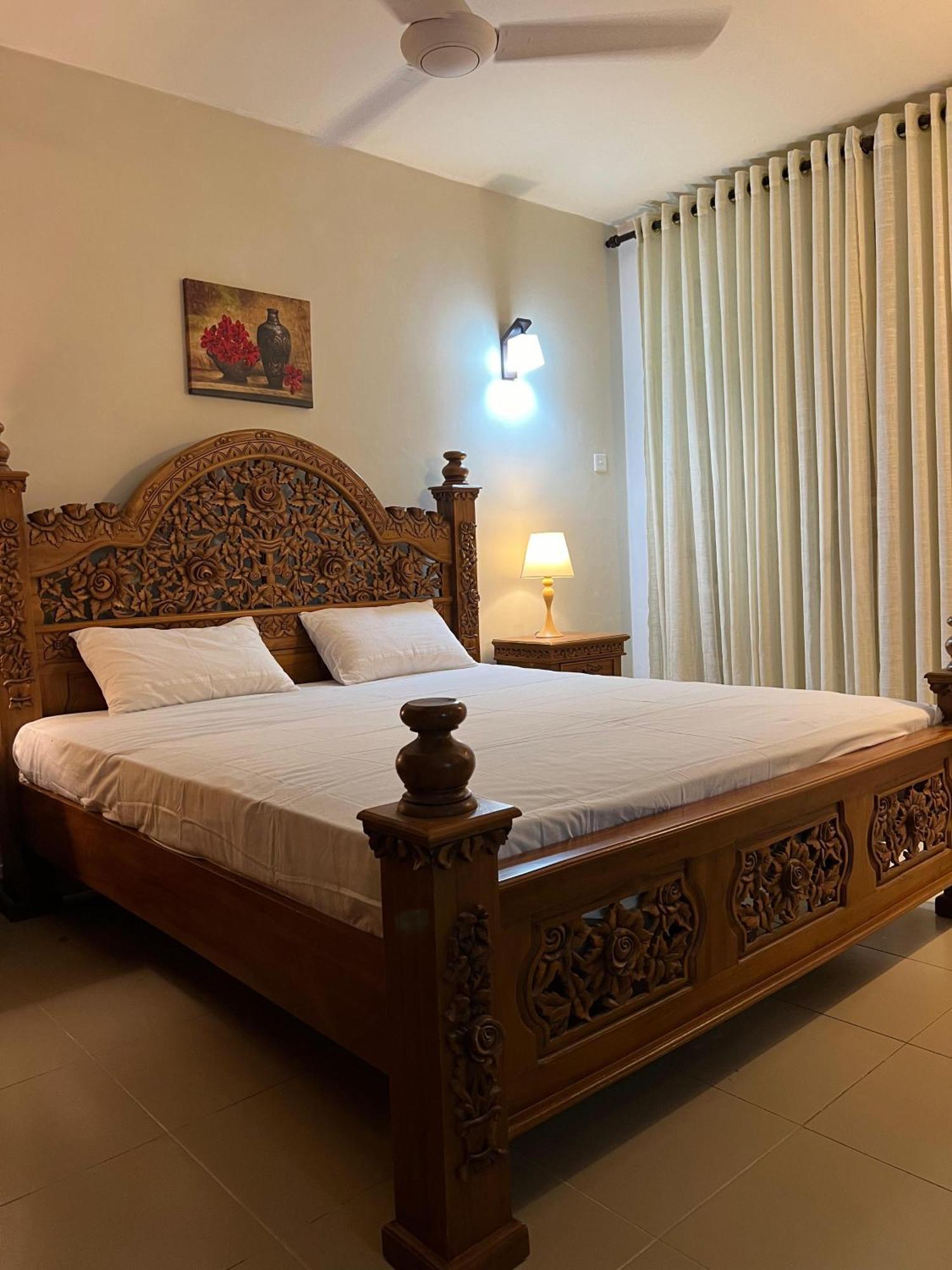 Hotel Ibiza Kandy