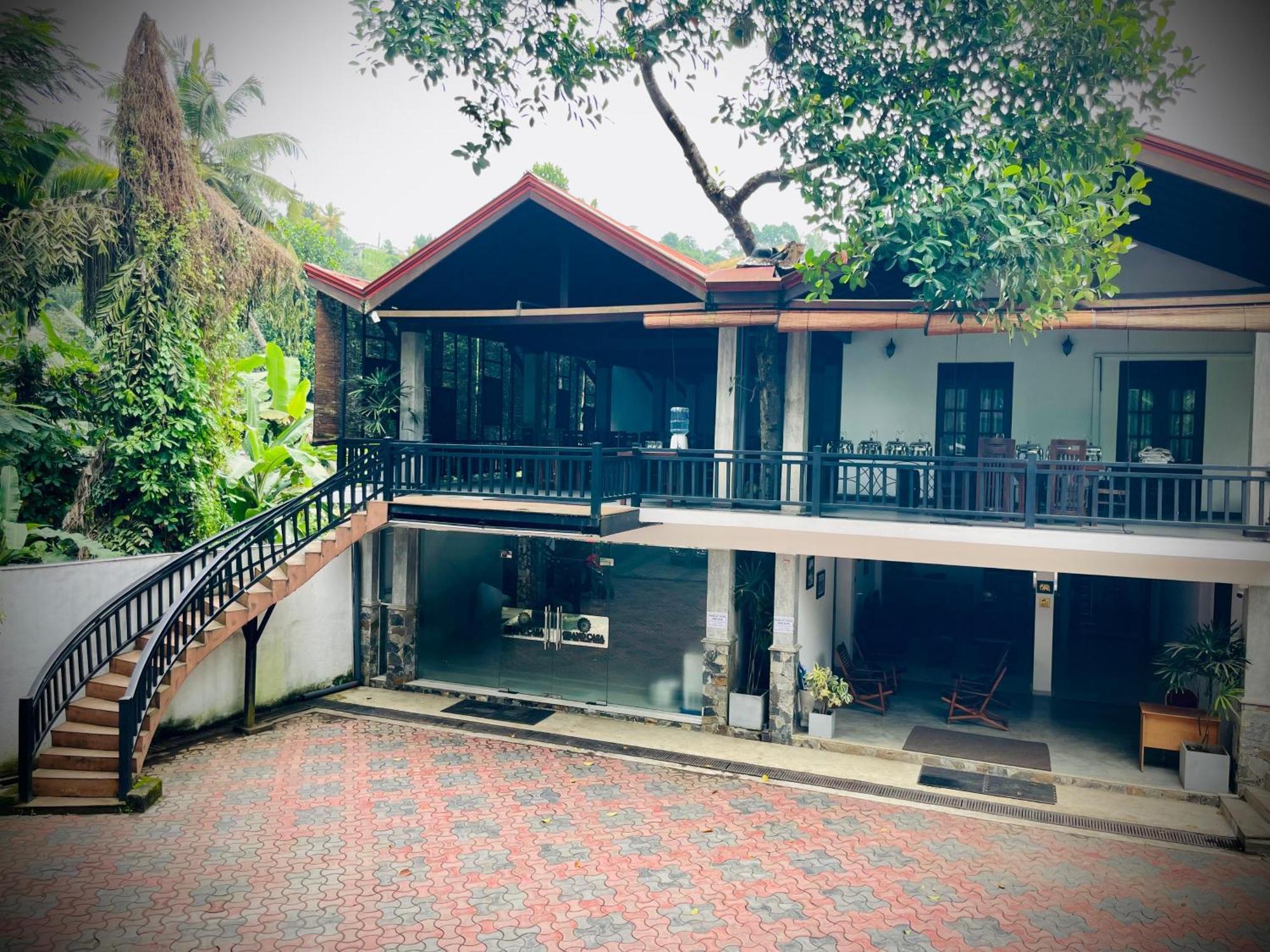 Grand Casa 3* Kandy