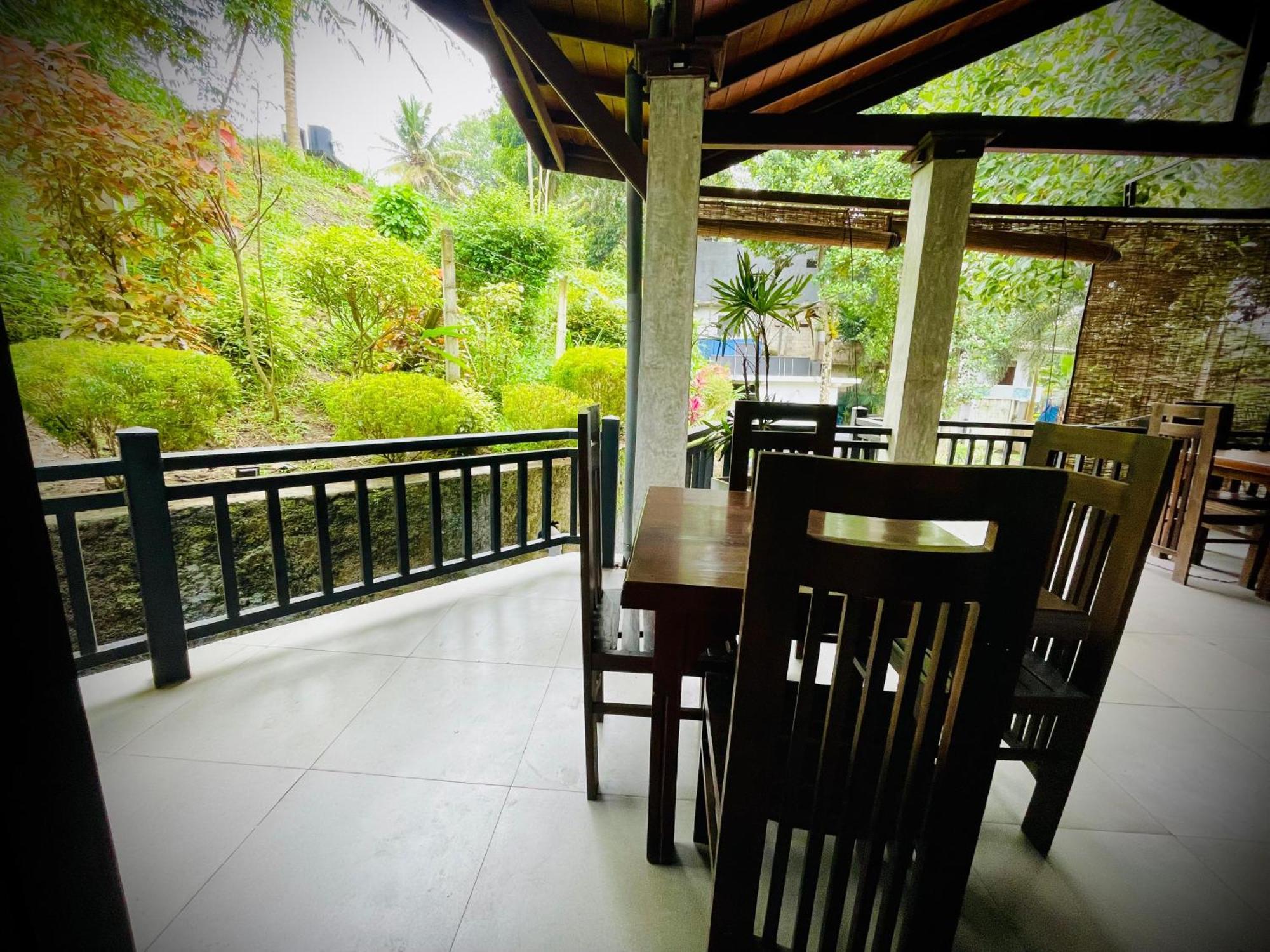 Grand Casa Hotel Kandy