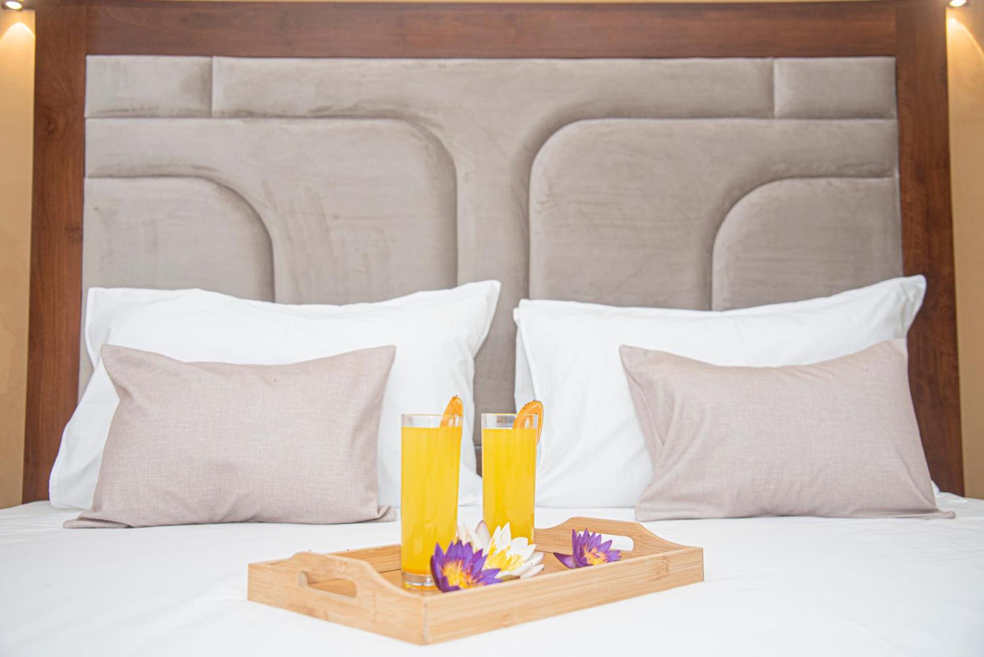 Hotel Sky Garden -