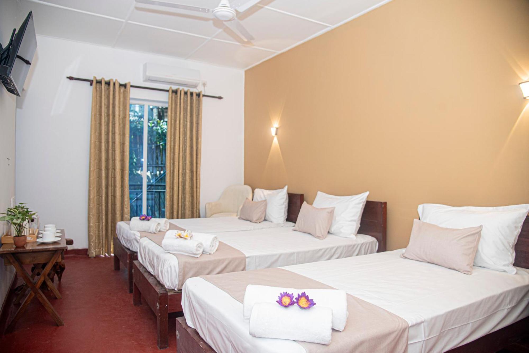 Sky Garden - Hotel 3*