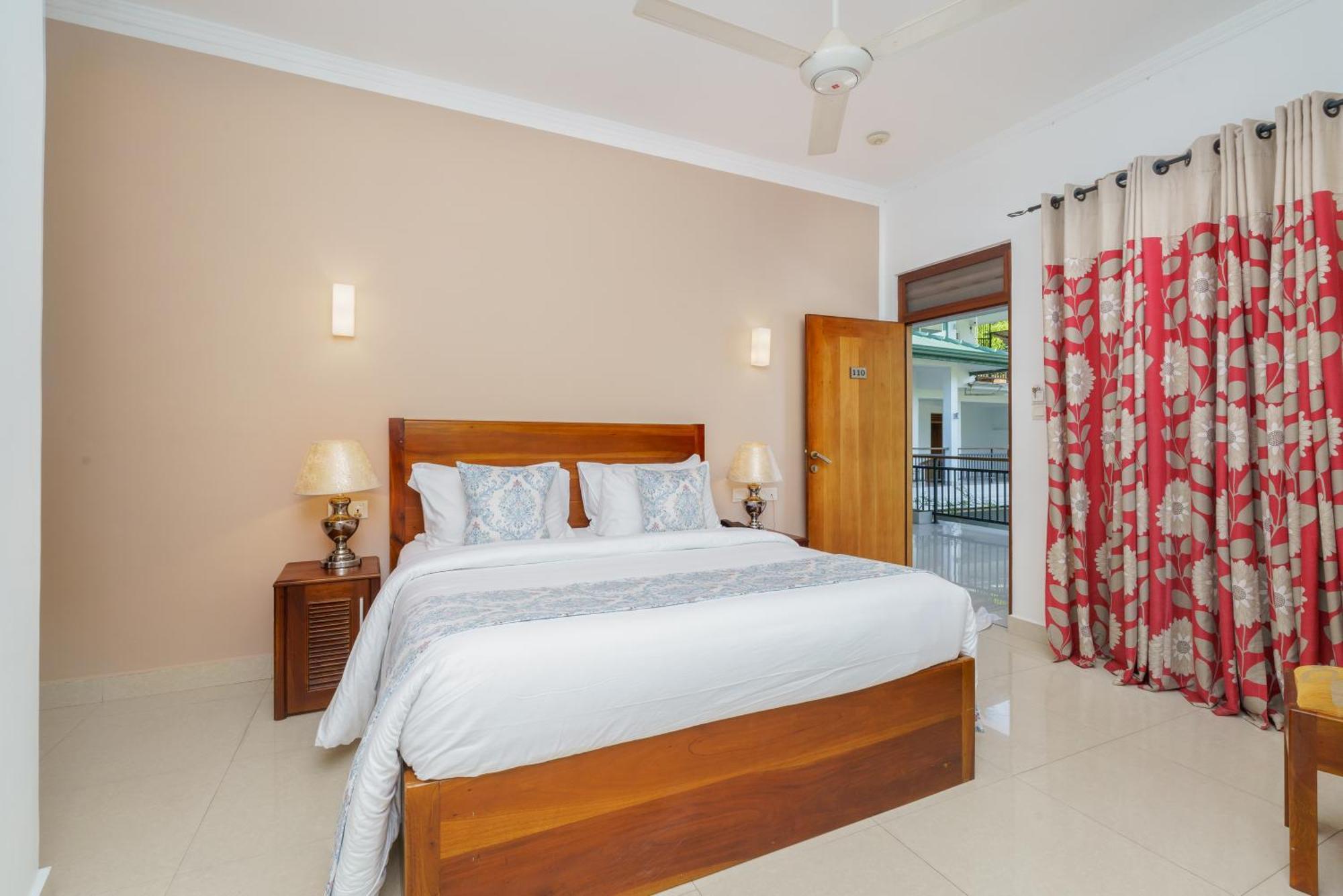 Travellers Nest 4*