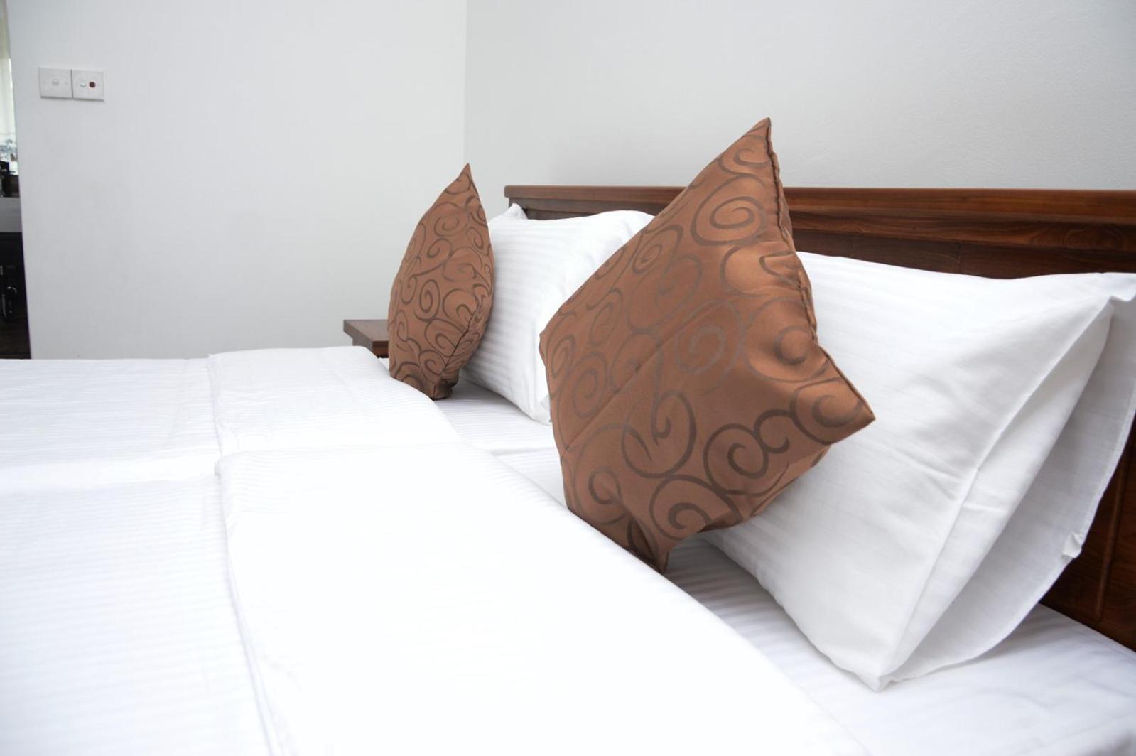 Dazzling Hotel