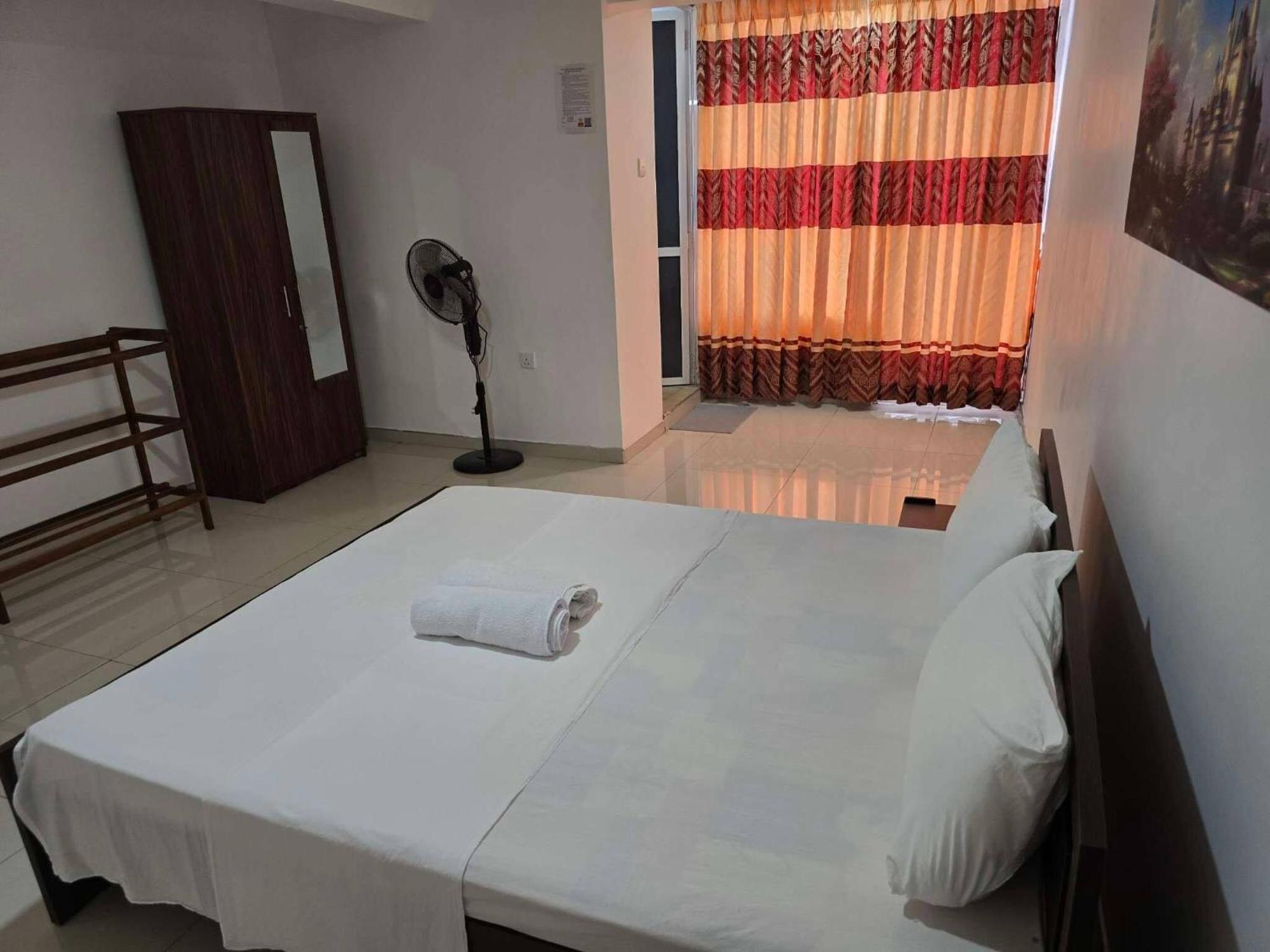In Guest - View Mpm Guest - 3b2 * Kandy