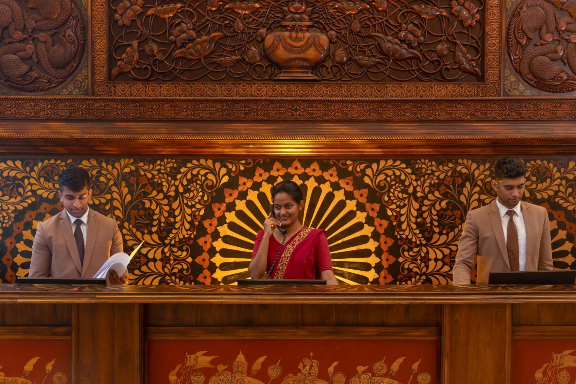 The Golden Crown Kandy