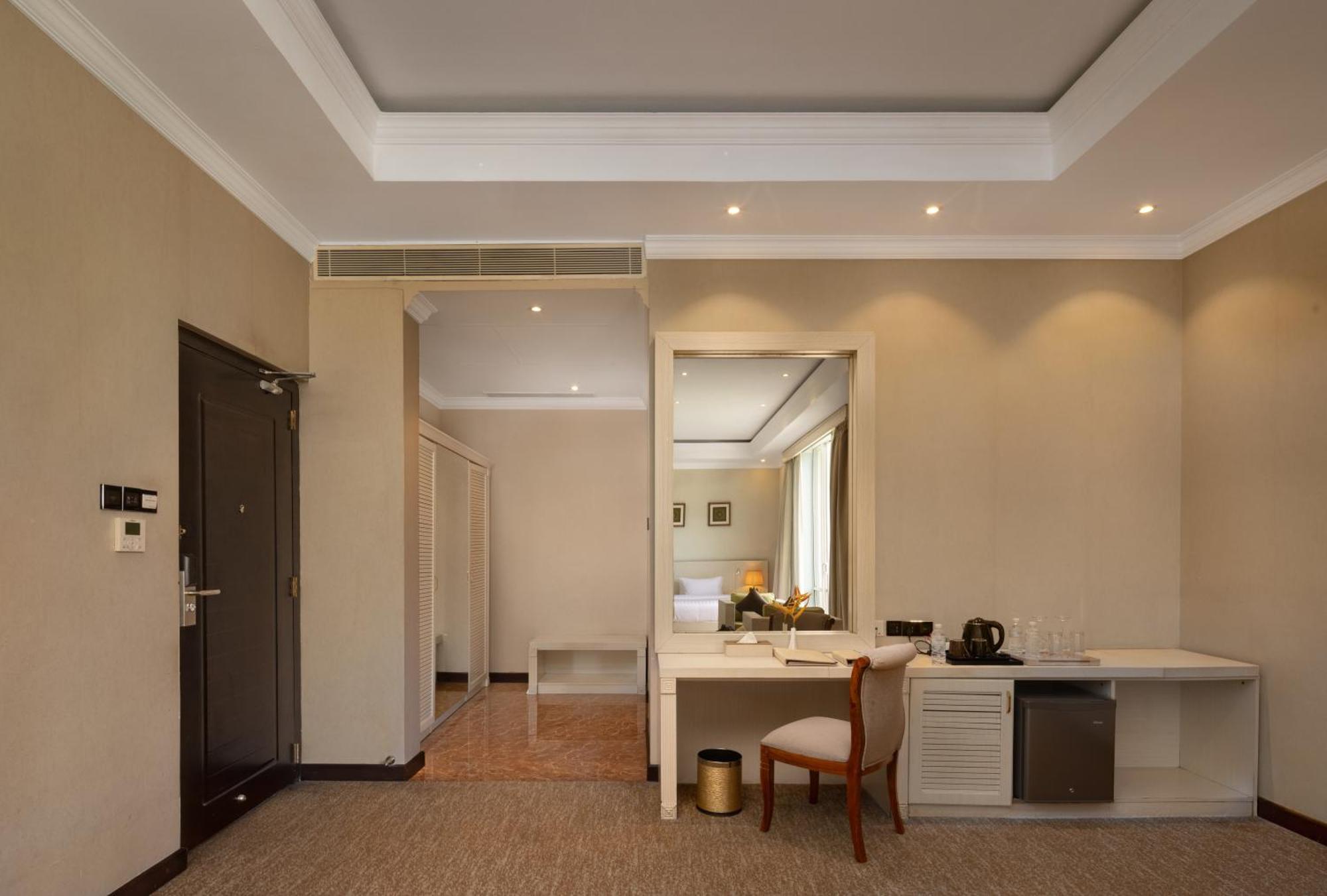 Hotel The Golden Crown Kandy