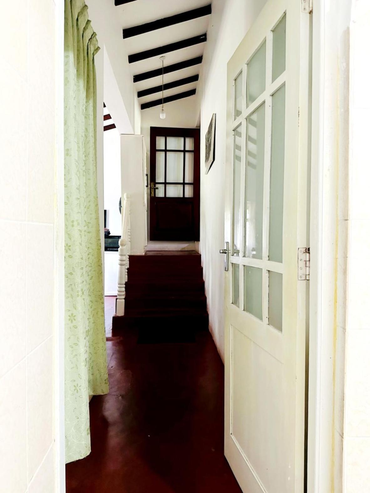 Two-room Kandy