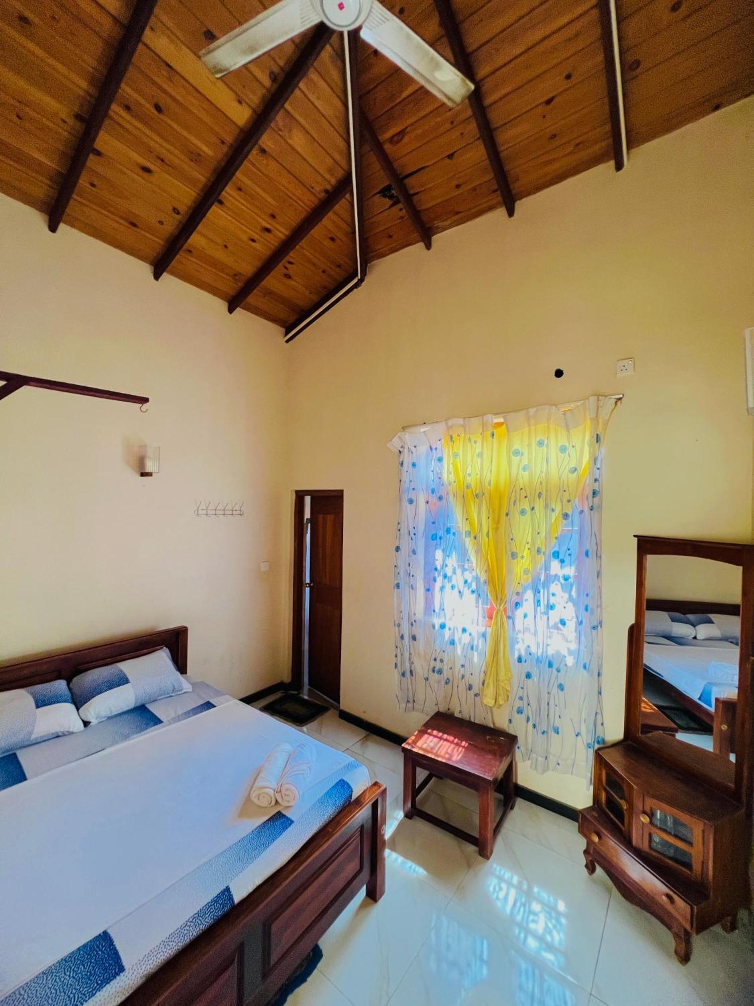Guest house Malwaththa Mount *