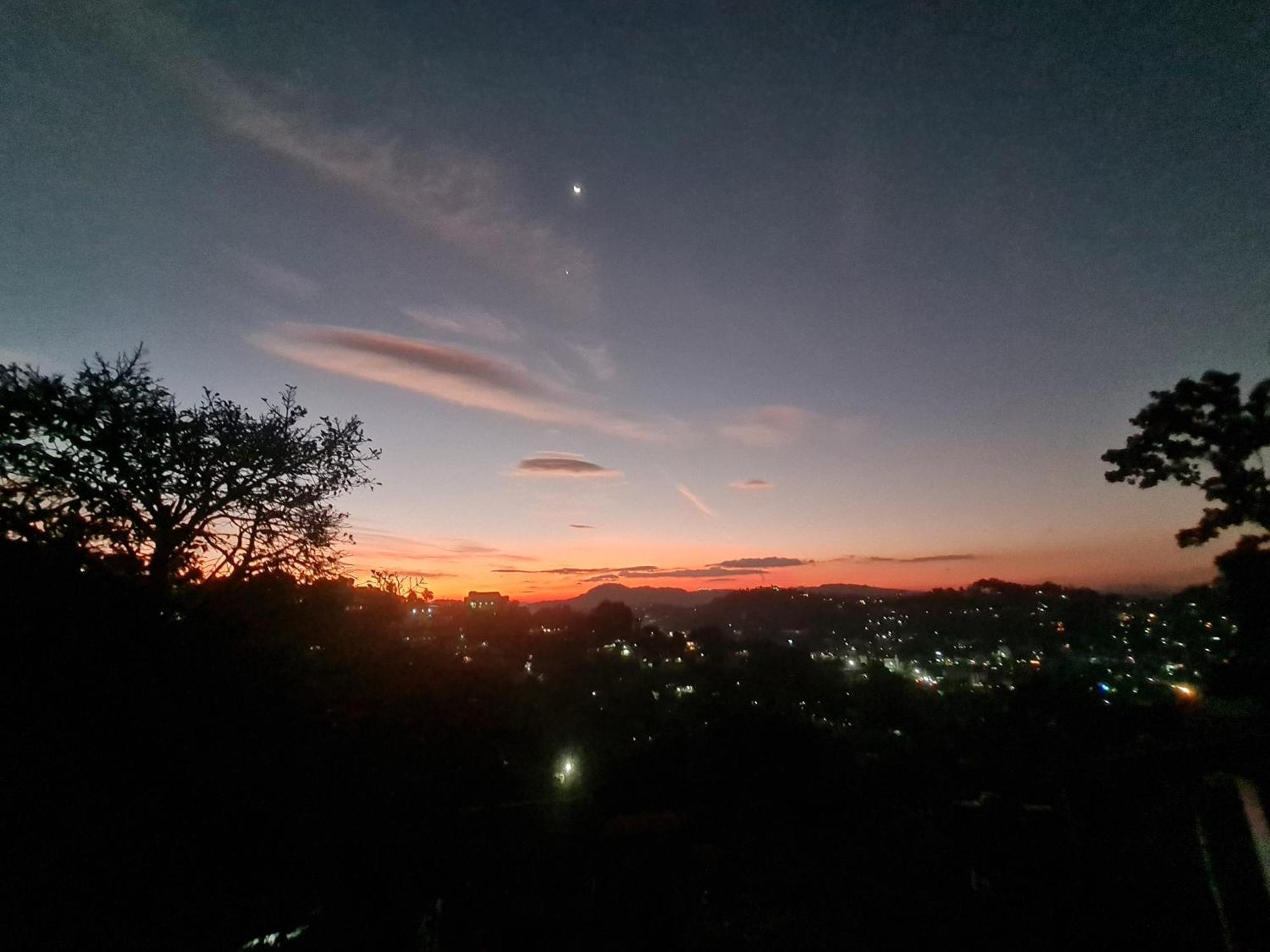Homestay Sunny Hill *