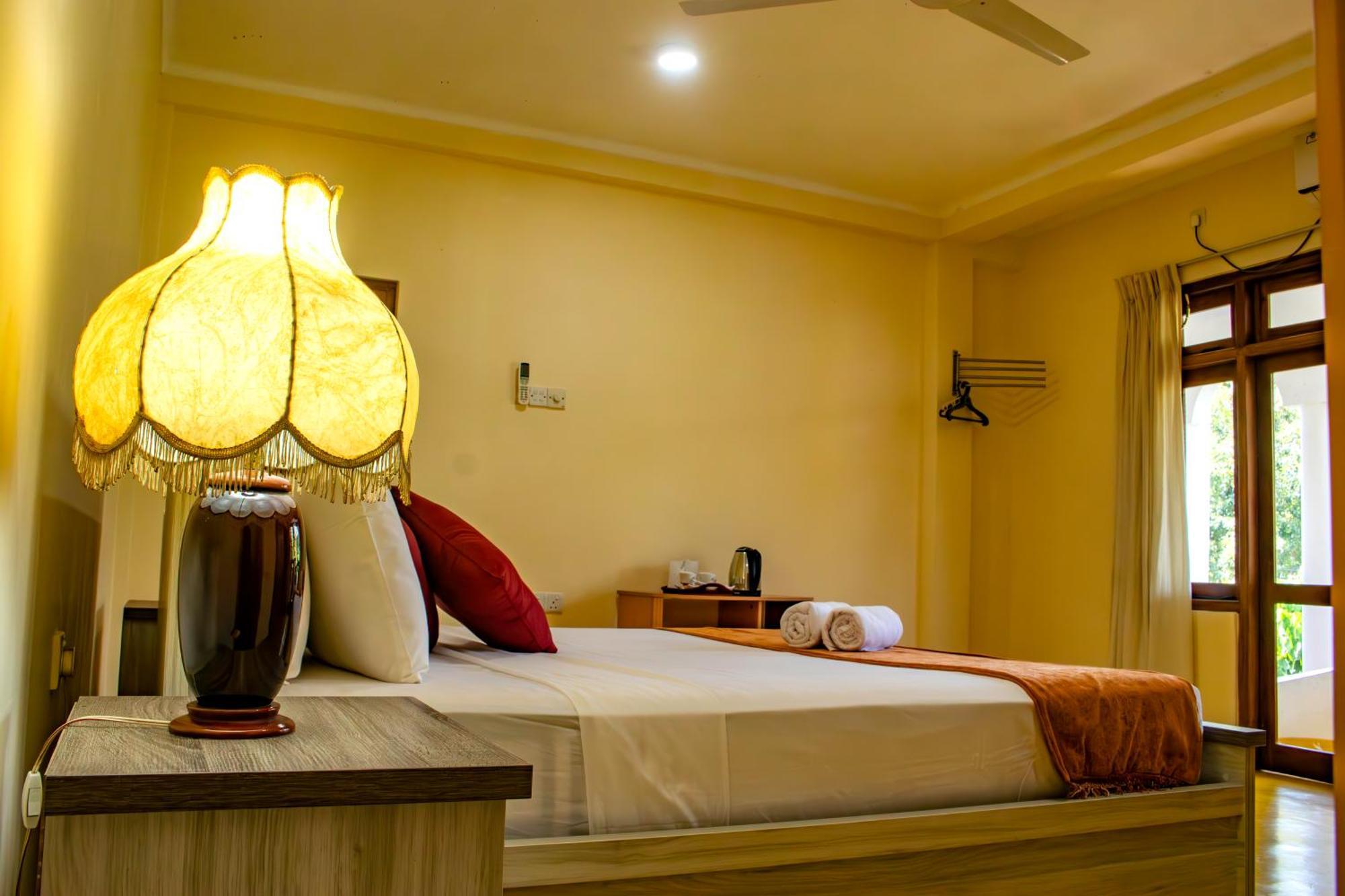 Bed & Breakfast Shaa Kandy