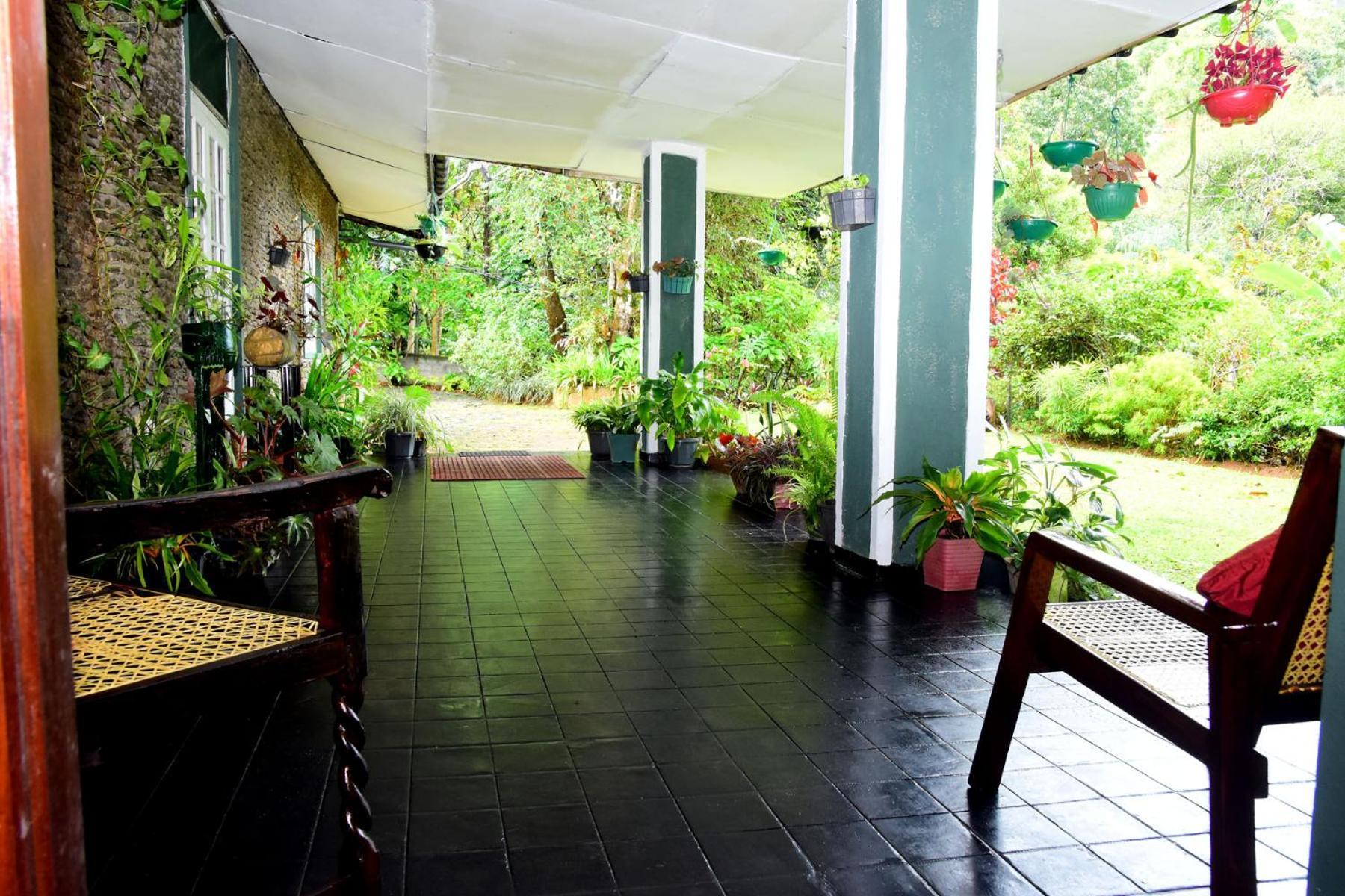 Garden Retreat *