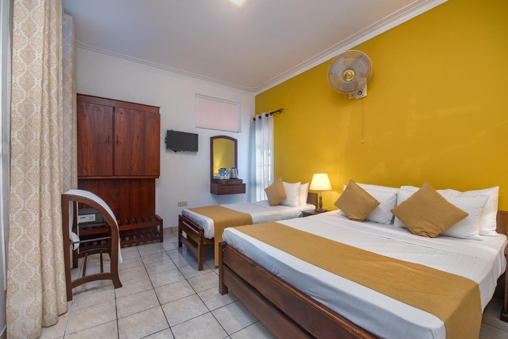 Ceyloni Residency 2*