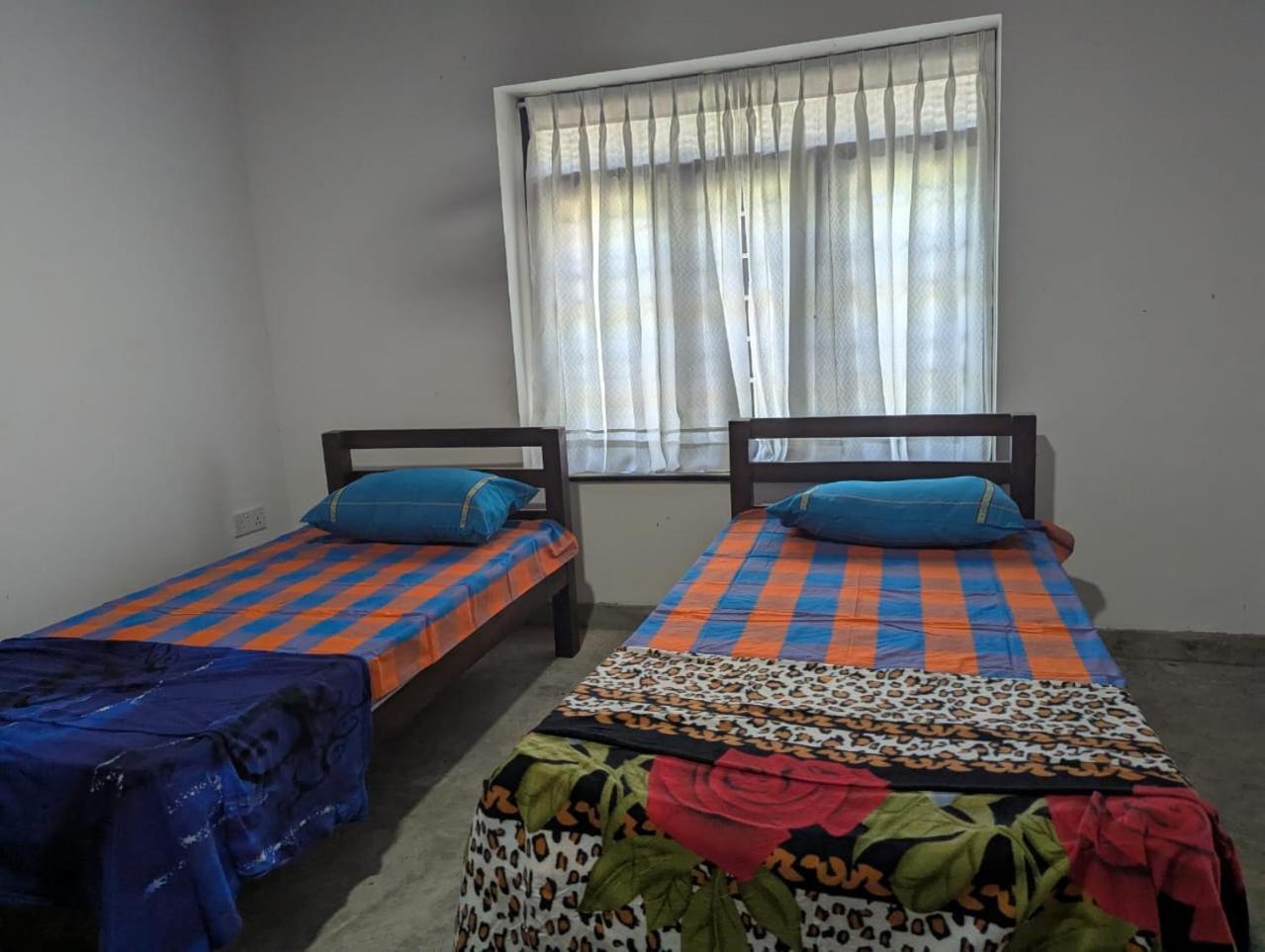 Manudi Hostel *