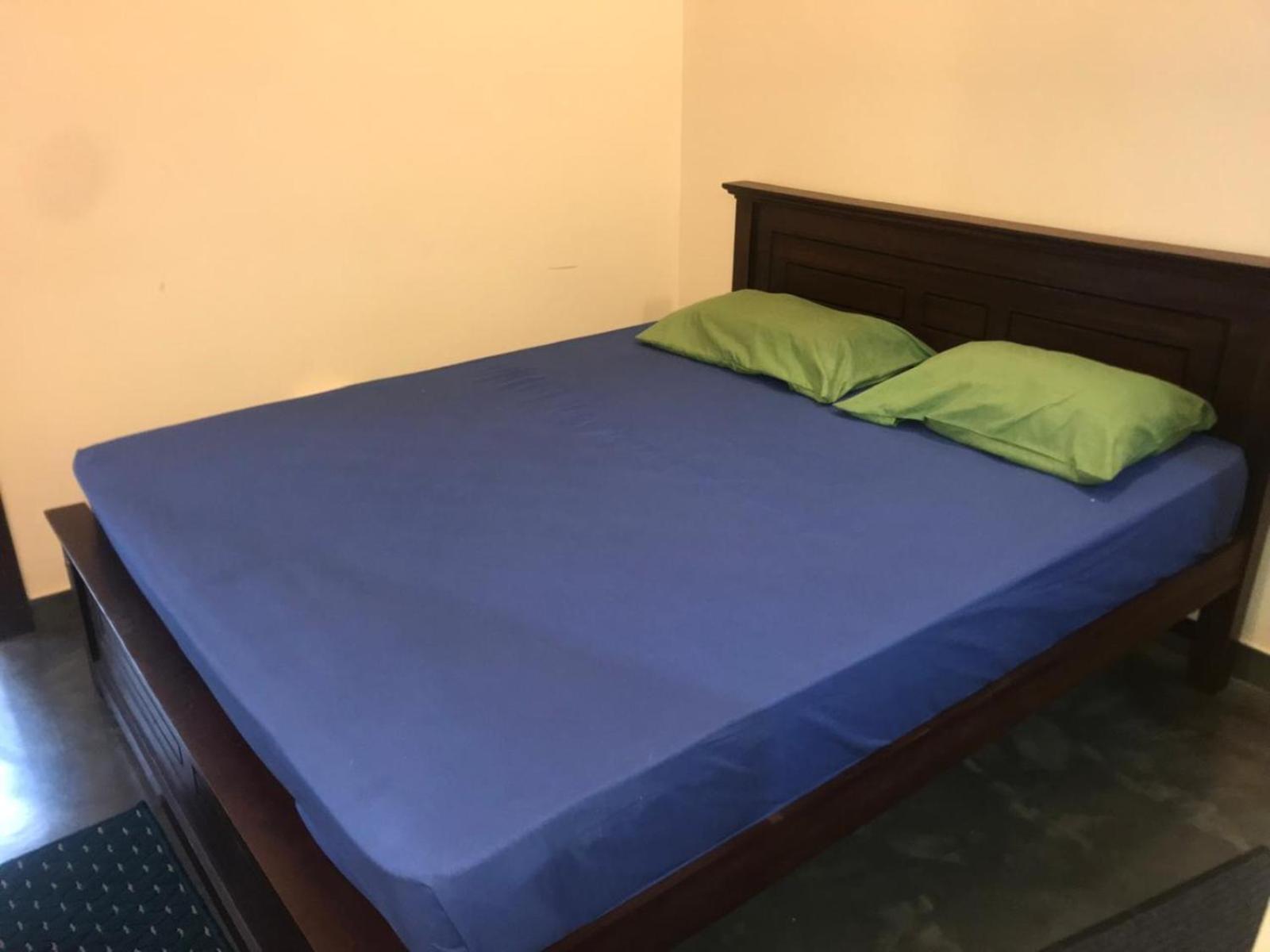 Naps Loft Hostel *