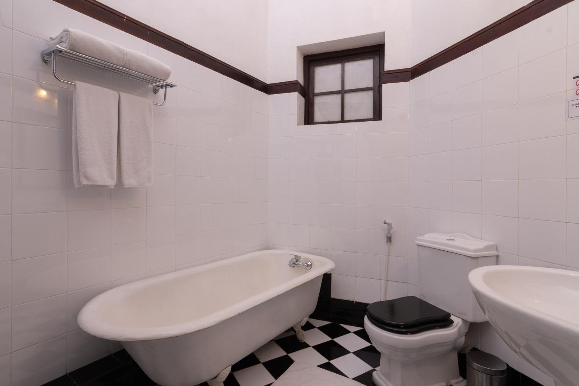Queen's Hotel 5*