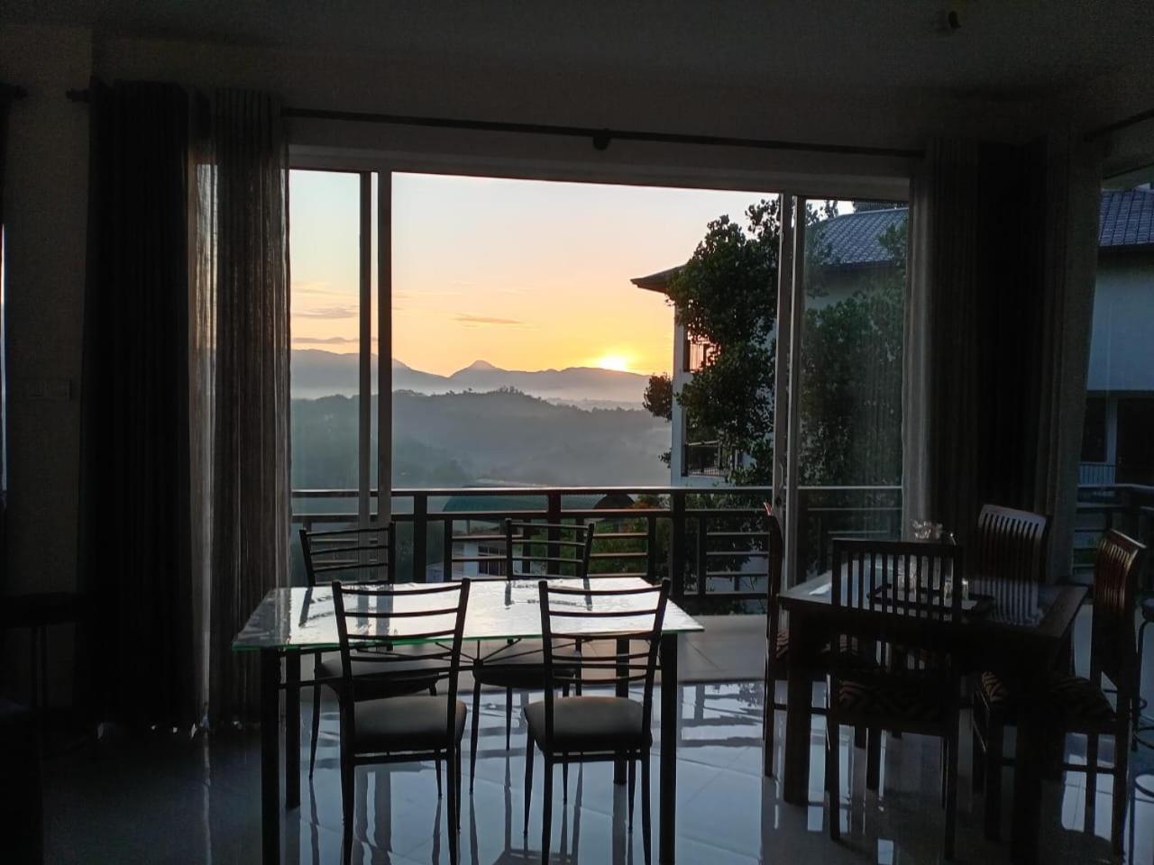 Bed & Breakfast Dream House Kandy