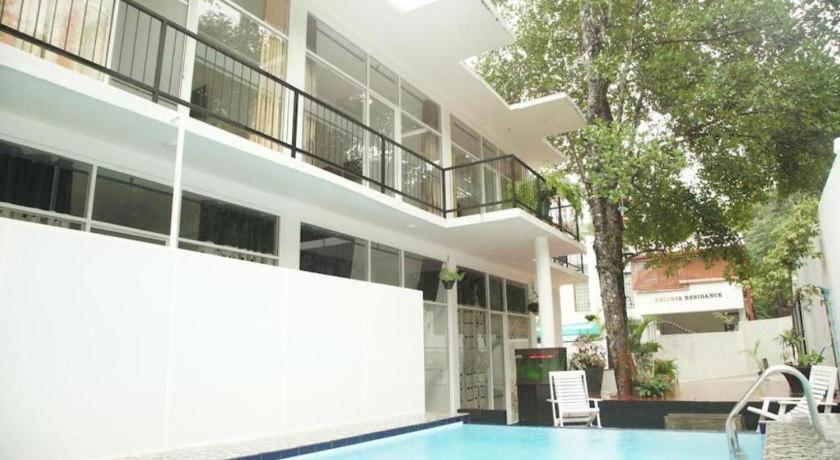 Nelinsa Residence Hotel 3*
